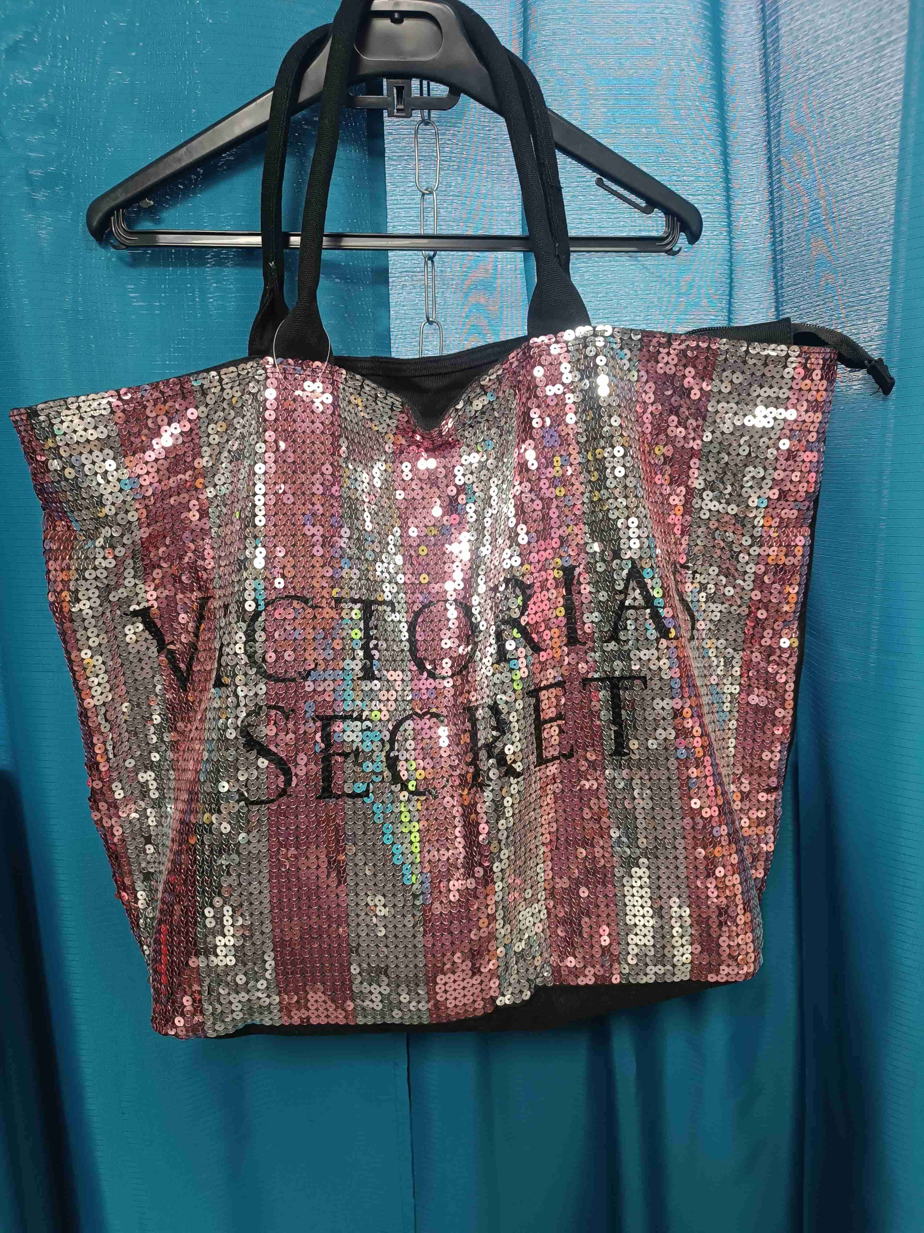 Bolso rojo Victoria's Secret - 6