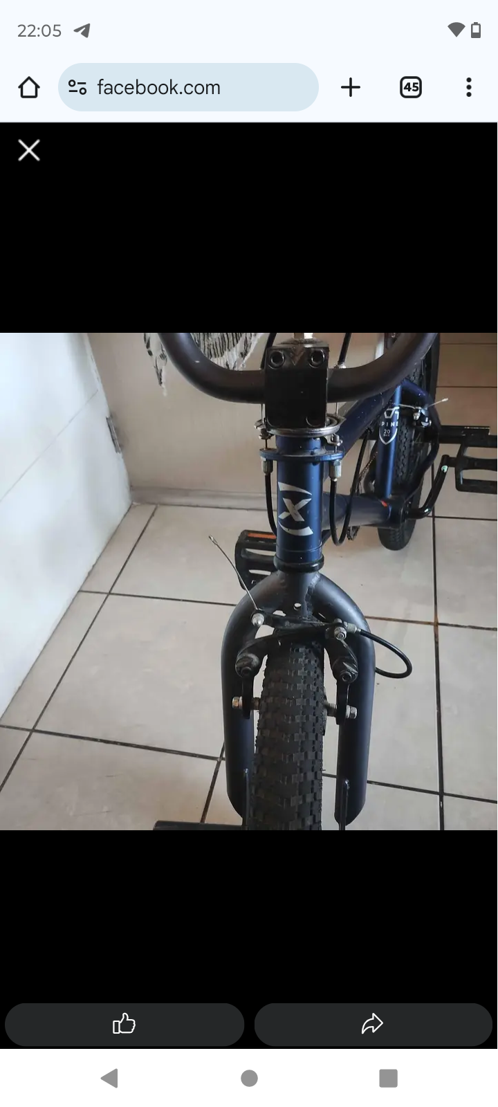 Bicicleta todo terreno azul - miniatura 4