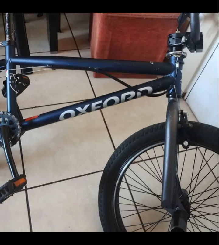 Bicicleta todo terreno azul - miniatura 6