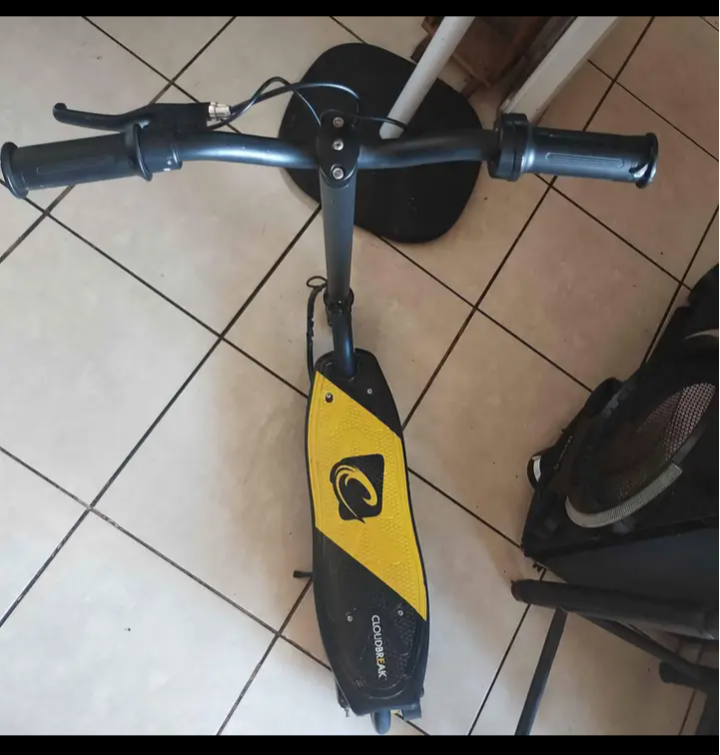 Scooter eléctrico plegable usado - 3