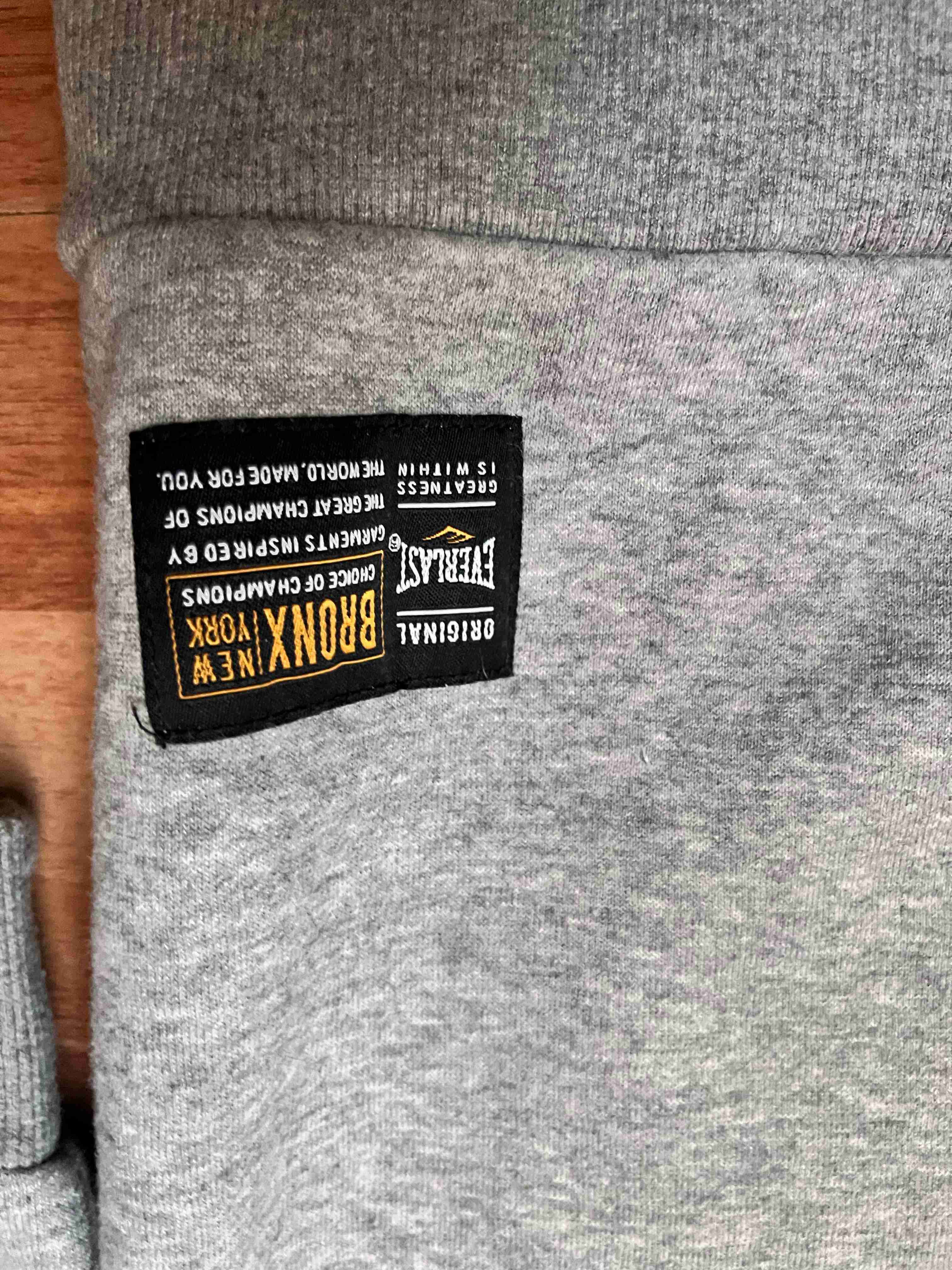 Polerón gris Everlast - 3