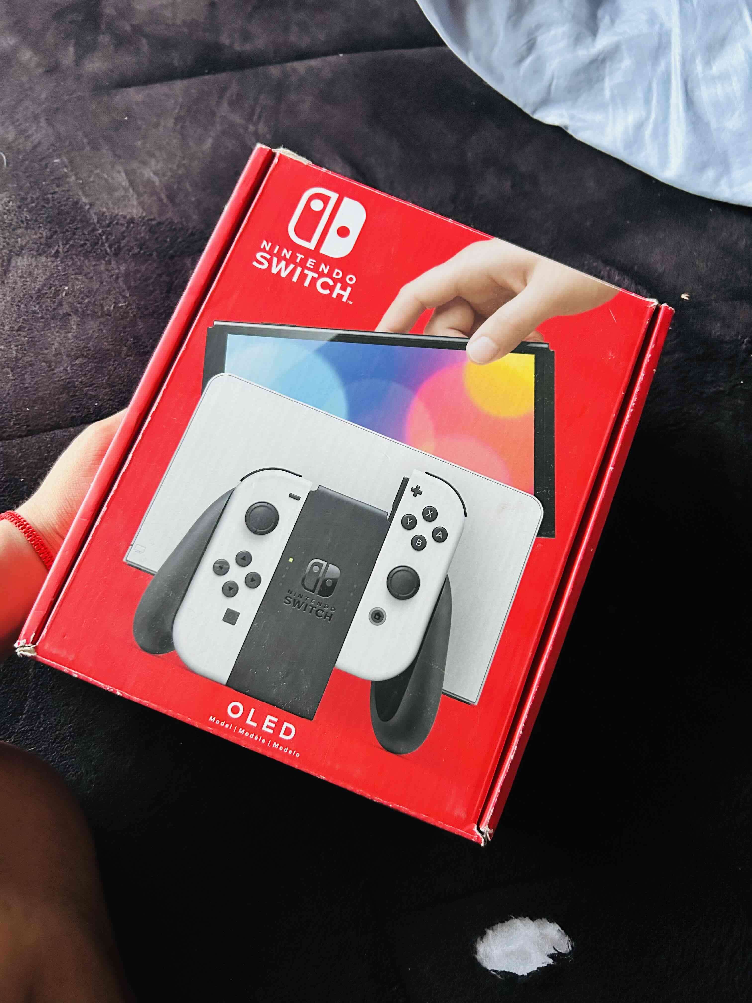 Nintendo switch oled - miniatura 1