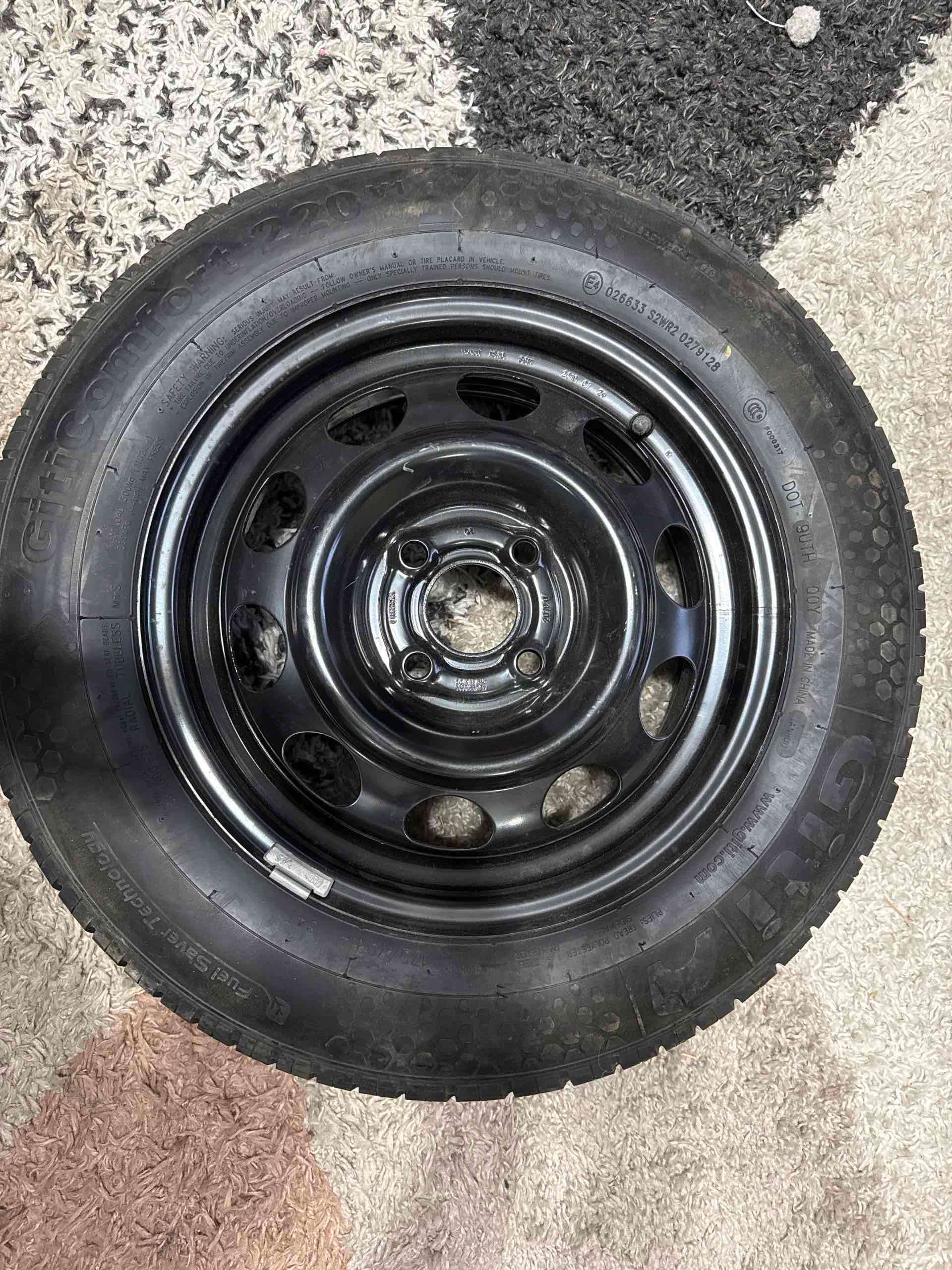 Llantas de repuesto para auto - miniatura 1