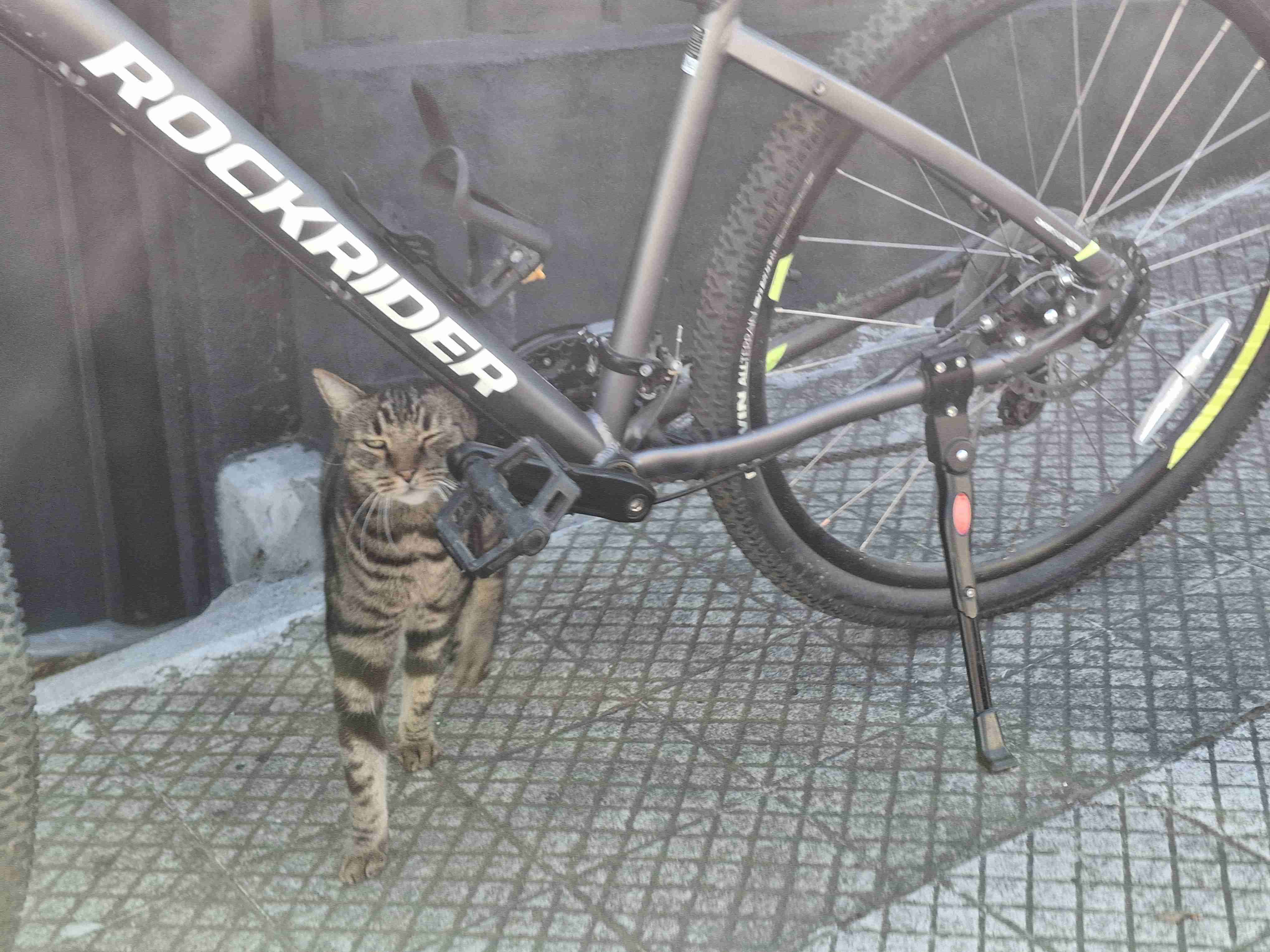 Bicicleta Rockrider ST520 - 1