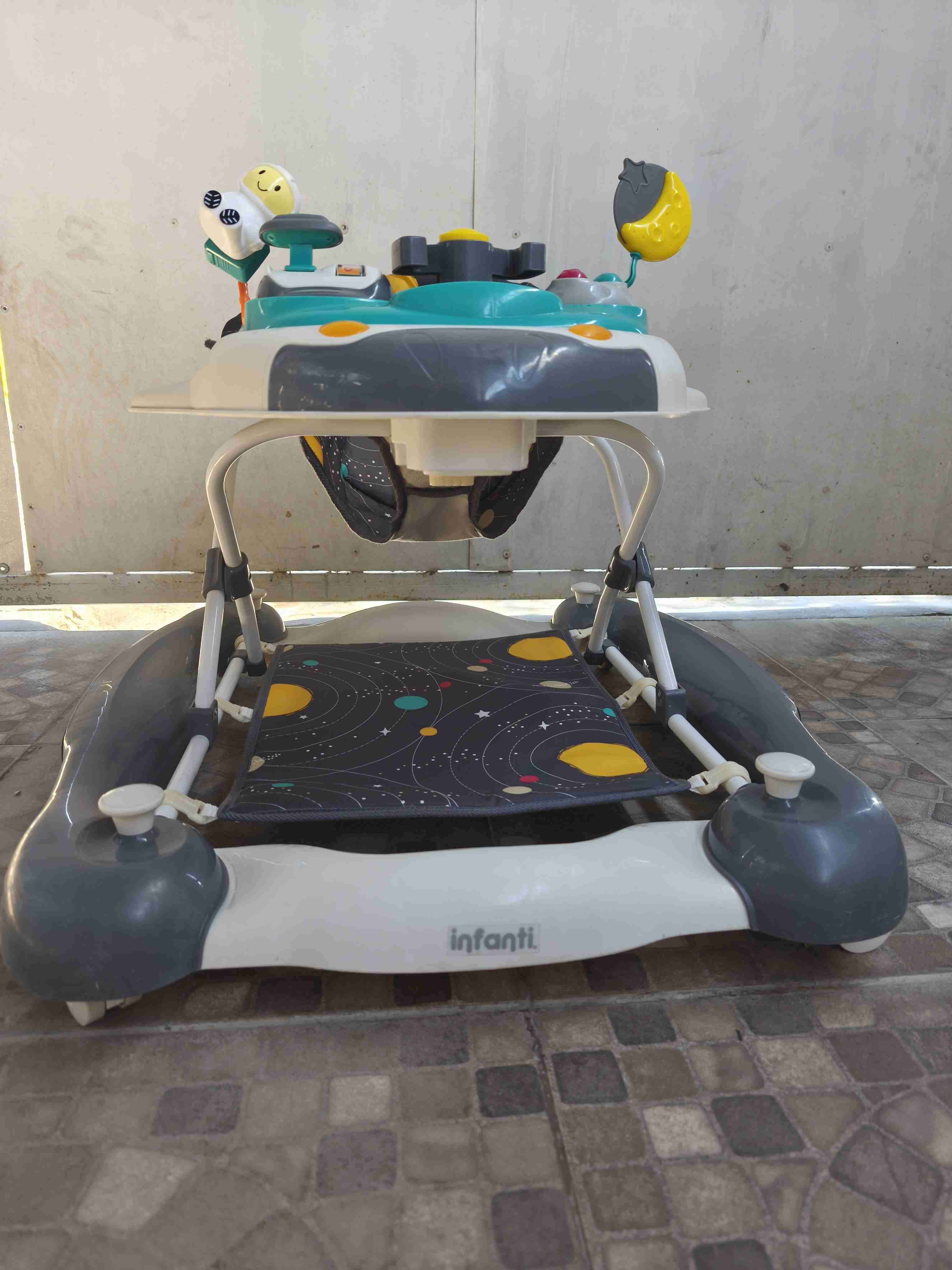 Caminador de bebé Infanti - 1