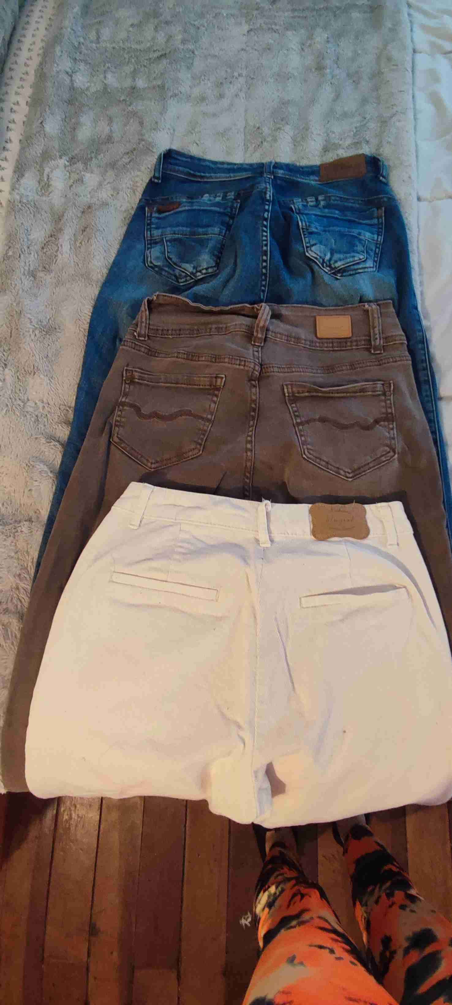 Lote de tres pantalones de mujer - miniatura 2