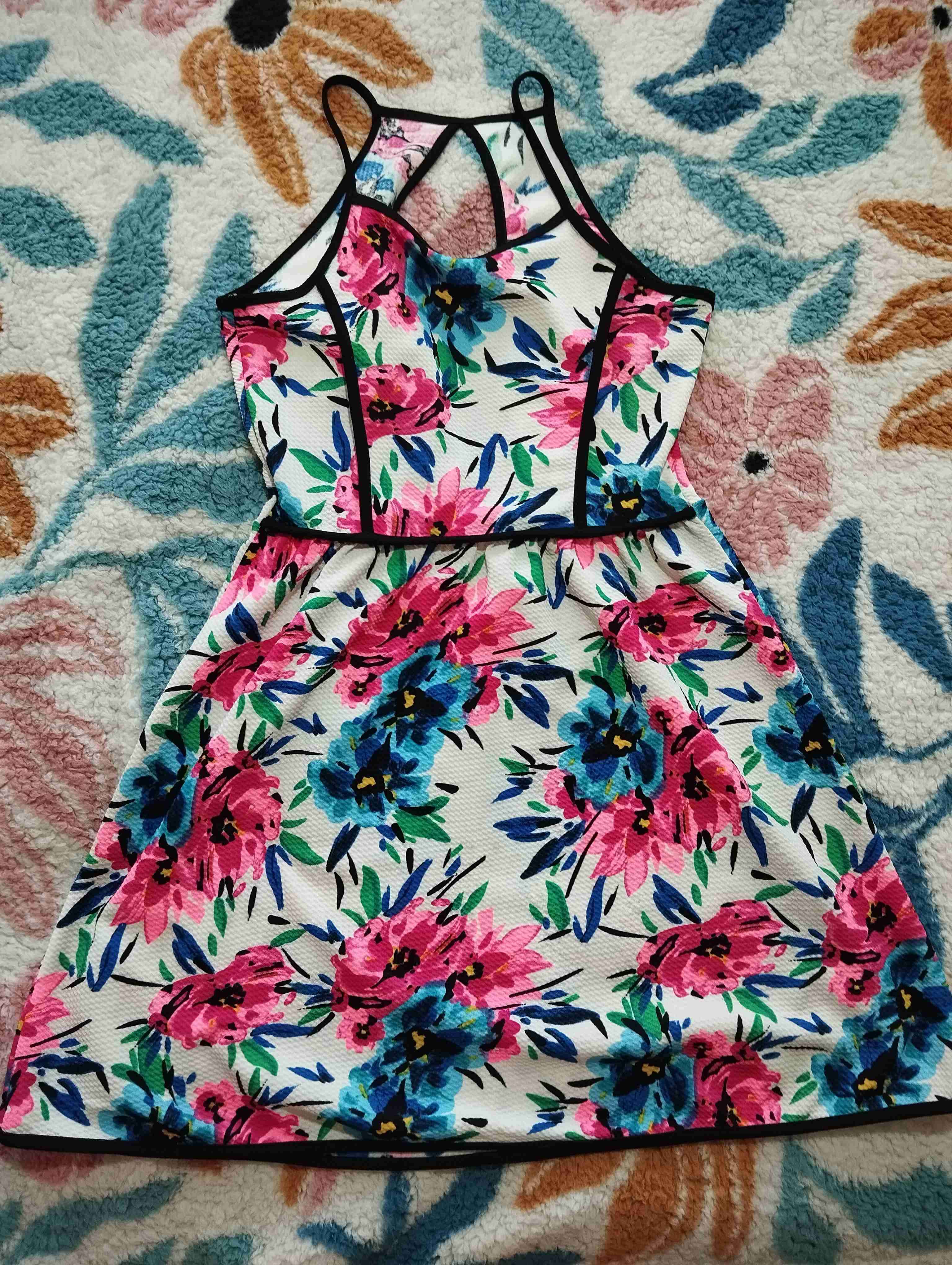 Vestido veraniego floral - 1