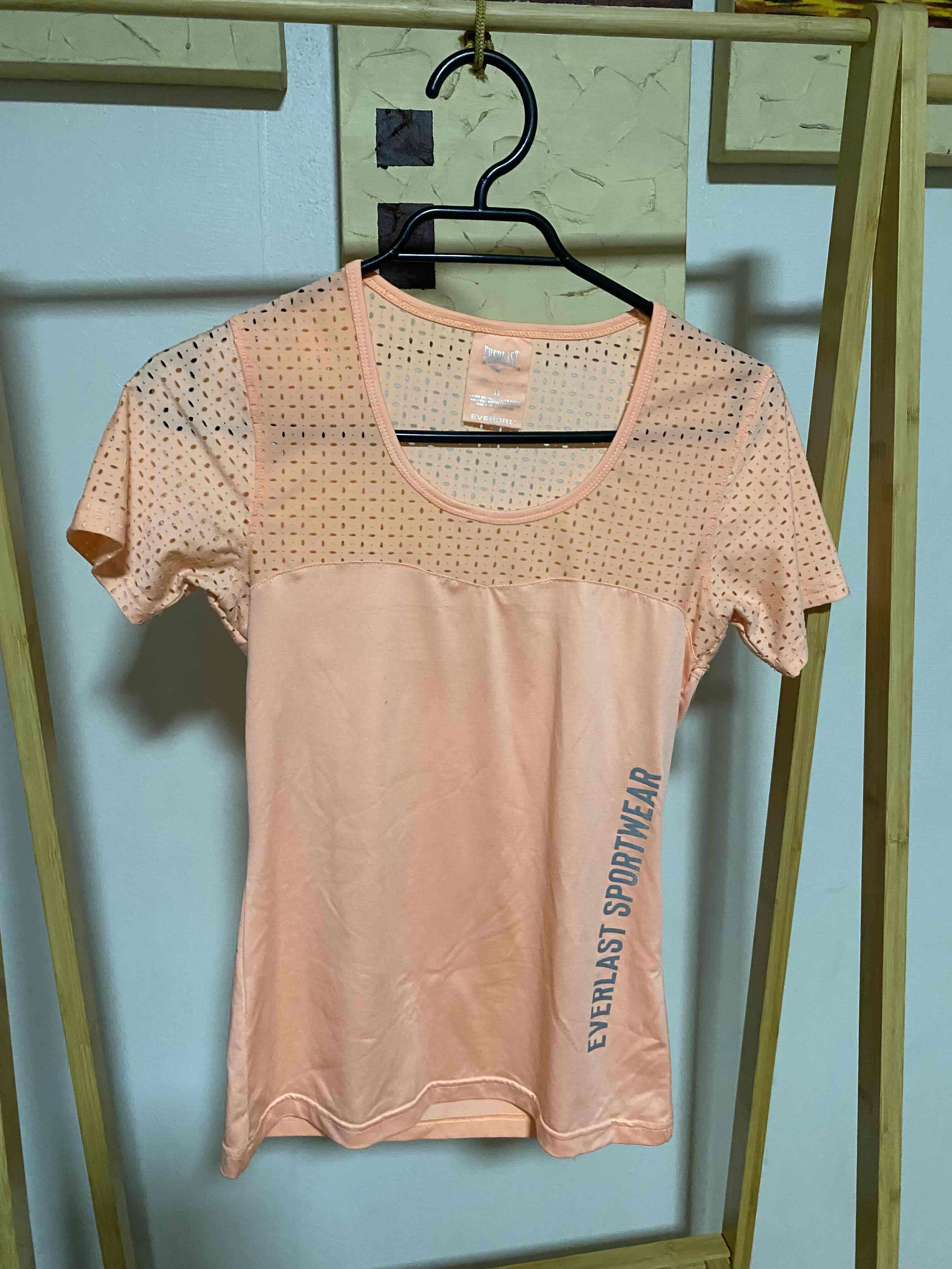 Polera deportiva Everlast rosa