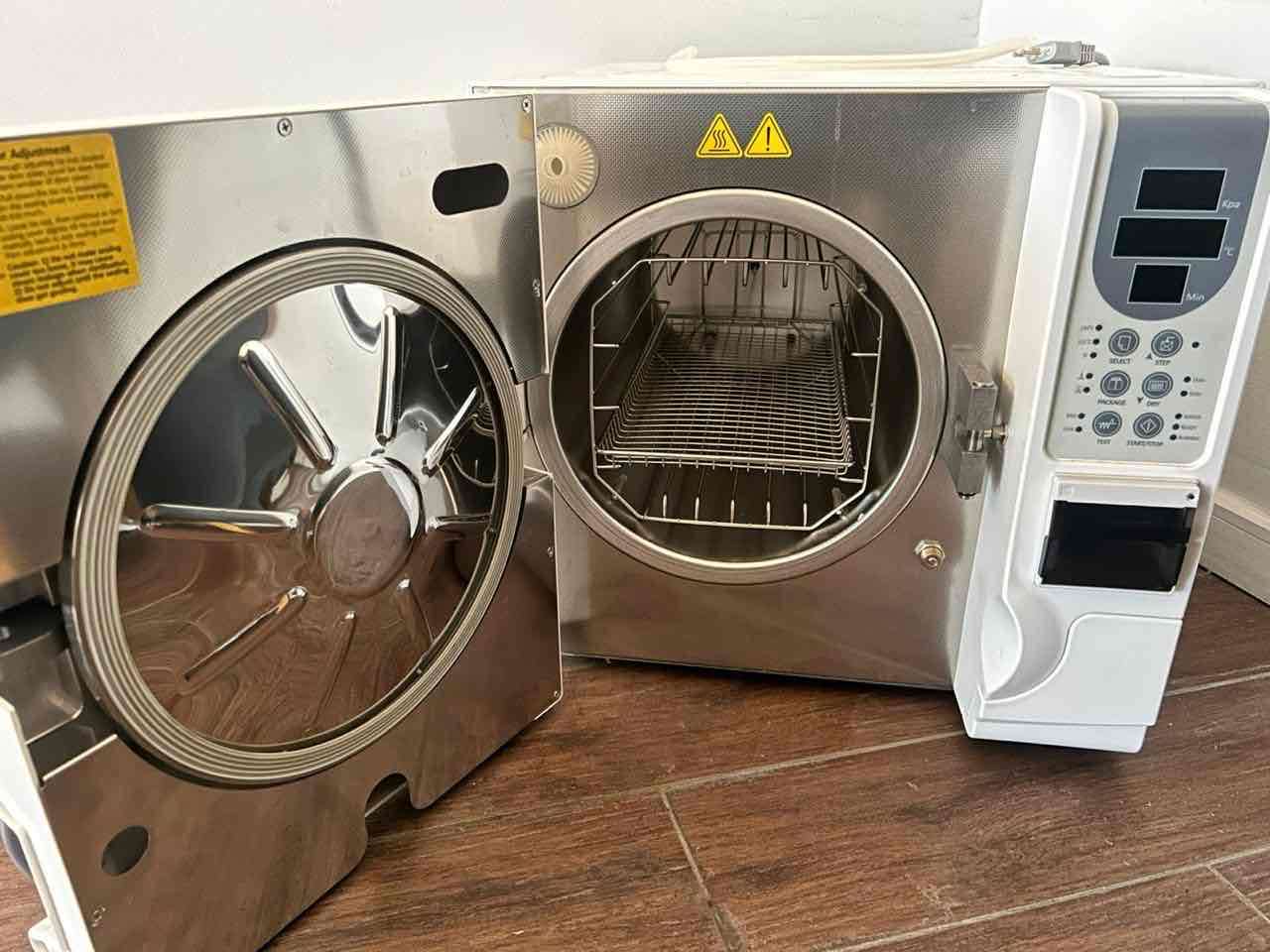 Autoclave BES 23 con Impresora Clase B Youjoy - miniatura 2