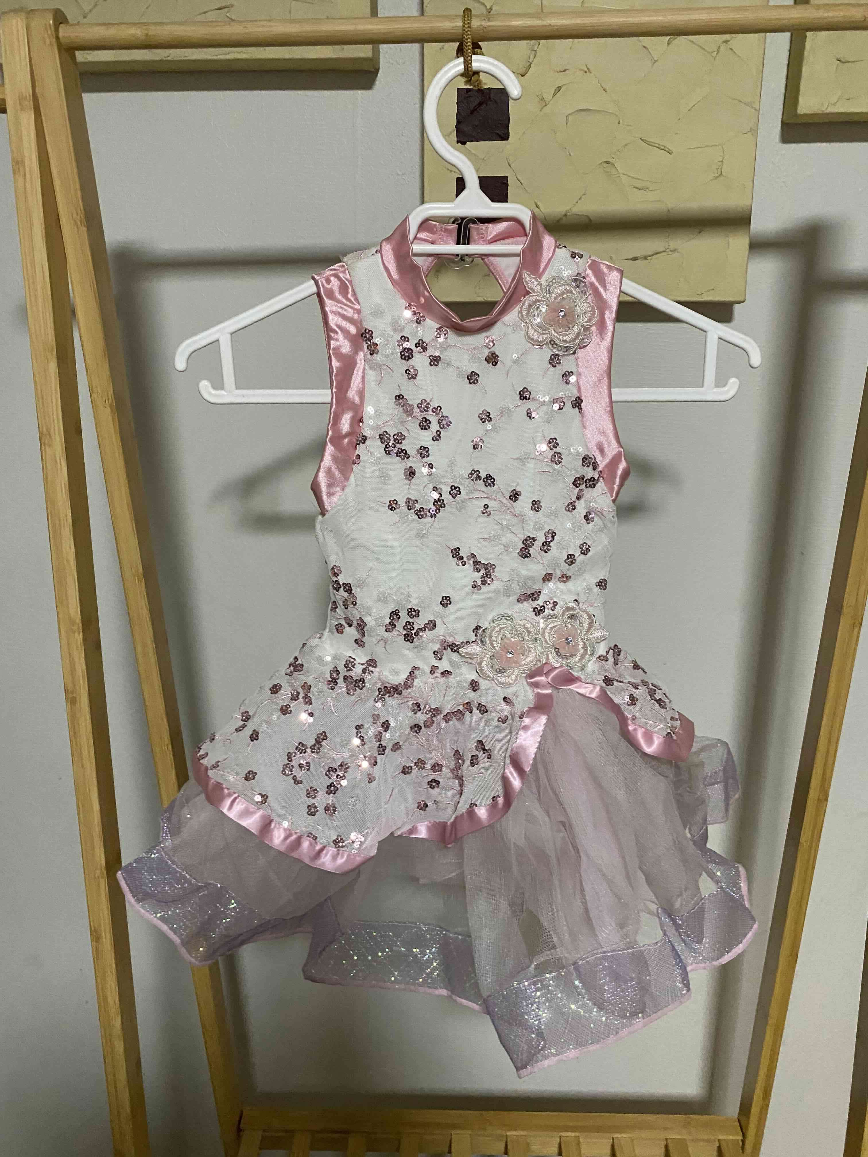 Vestido de niña con lentejuelas talla 3