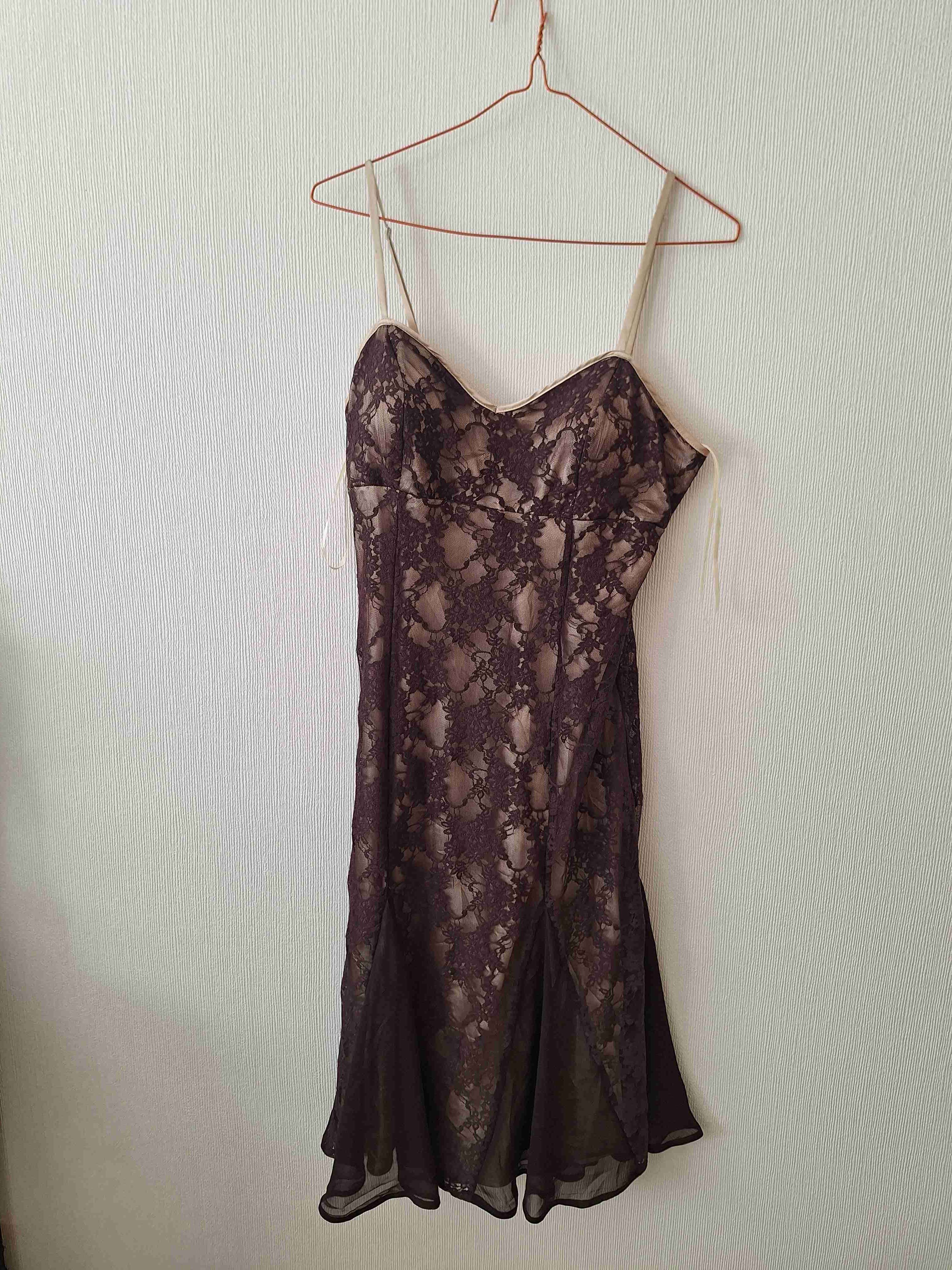 Vestido negro encaje elegante