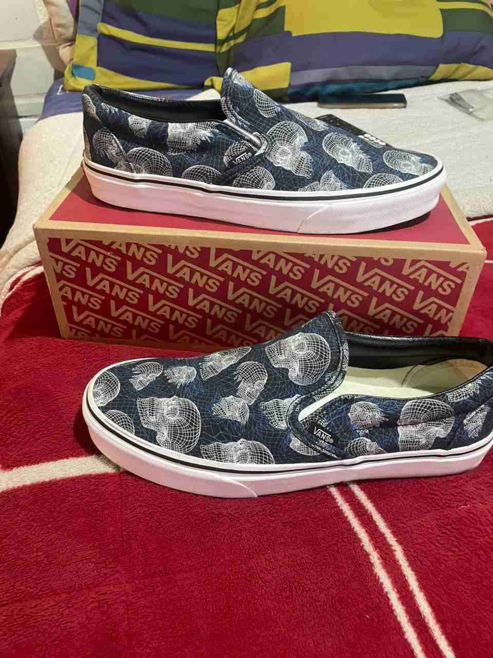 Zapatillas Vans con diseño de calaveras - 1