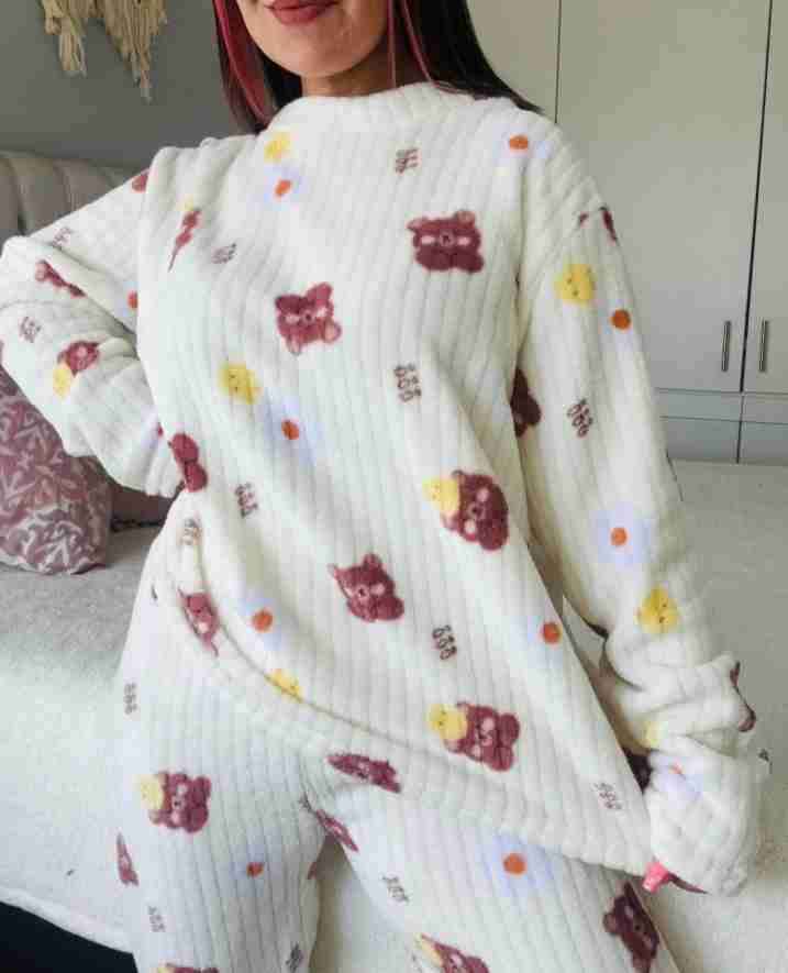 Pijama polar y suave - 1