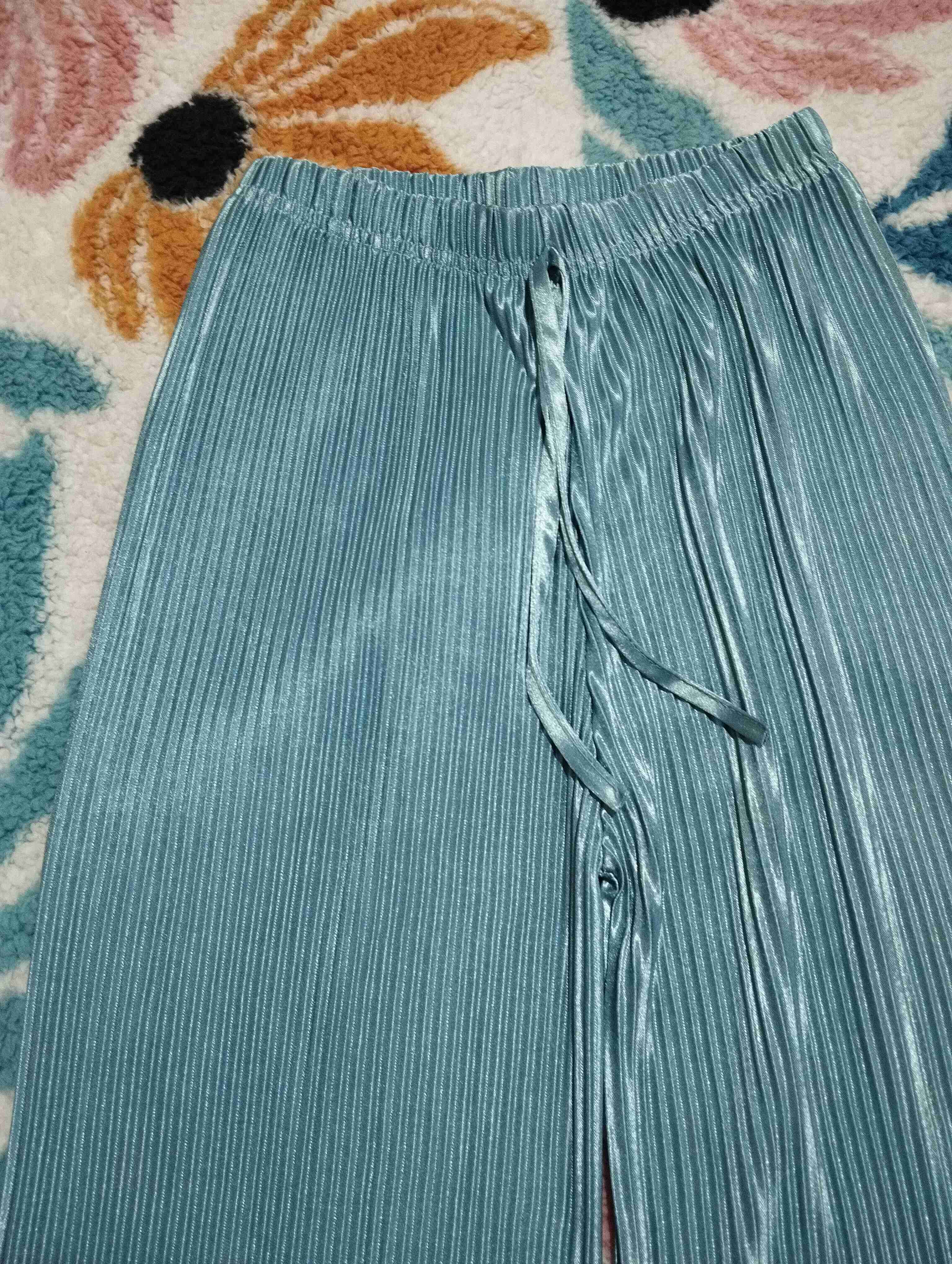 Pantalones plisados celestes - miniatura 2