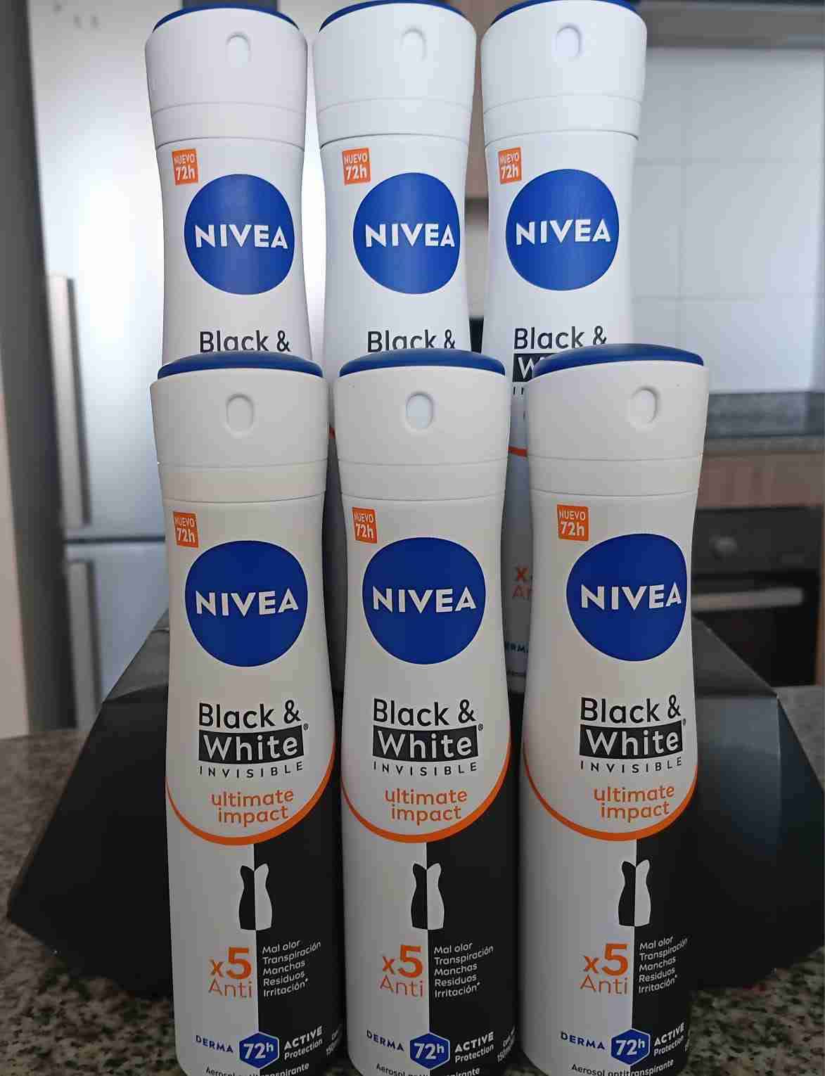Pack de desodorantes Nivea Black & White