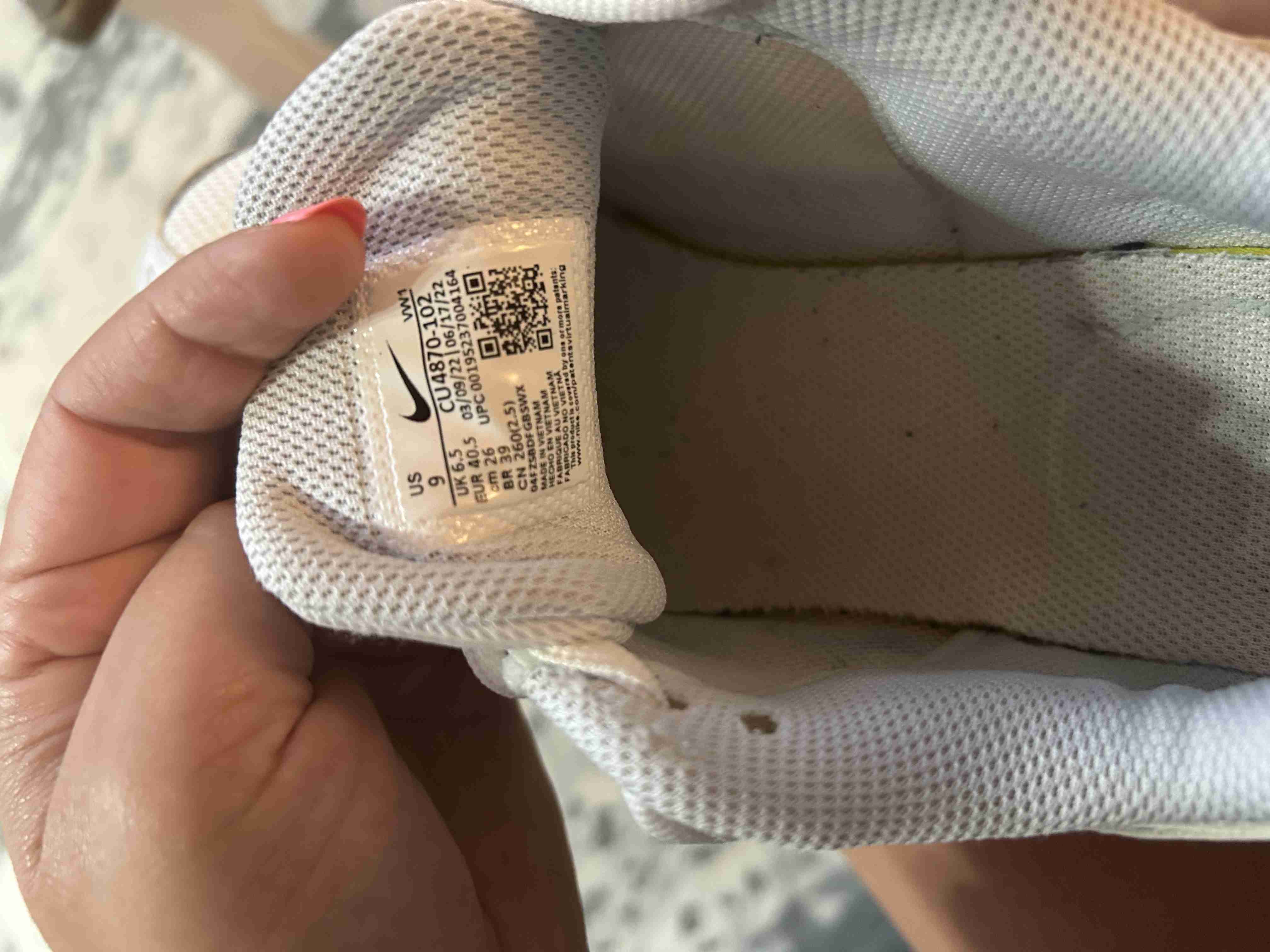 Zapatillas deportivas blancas Nike - 3