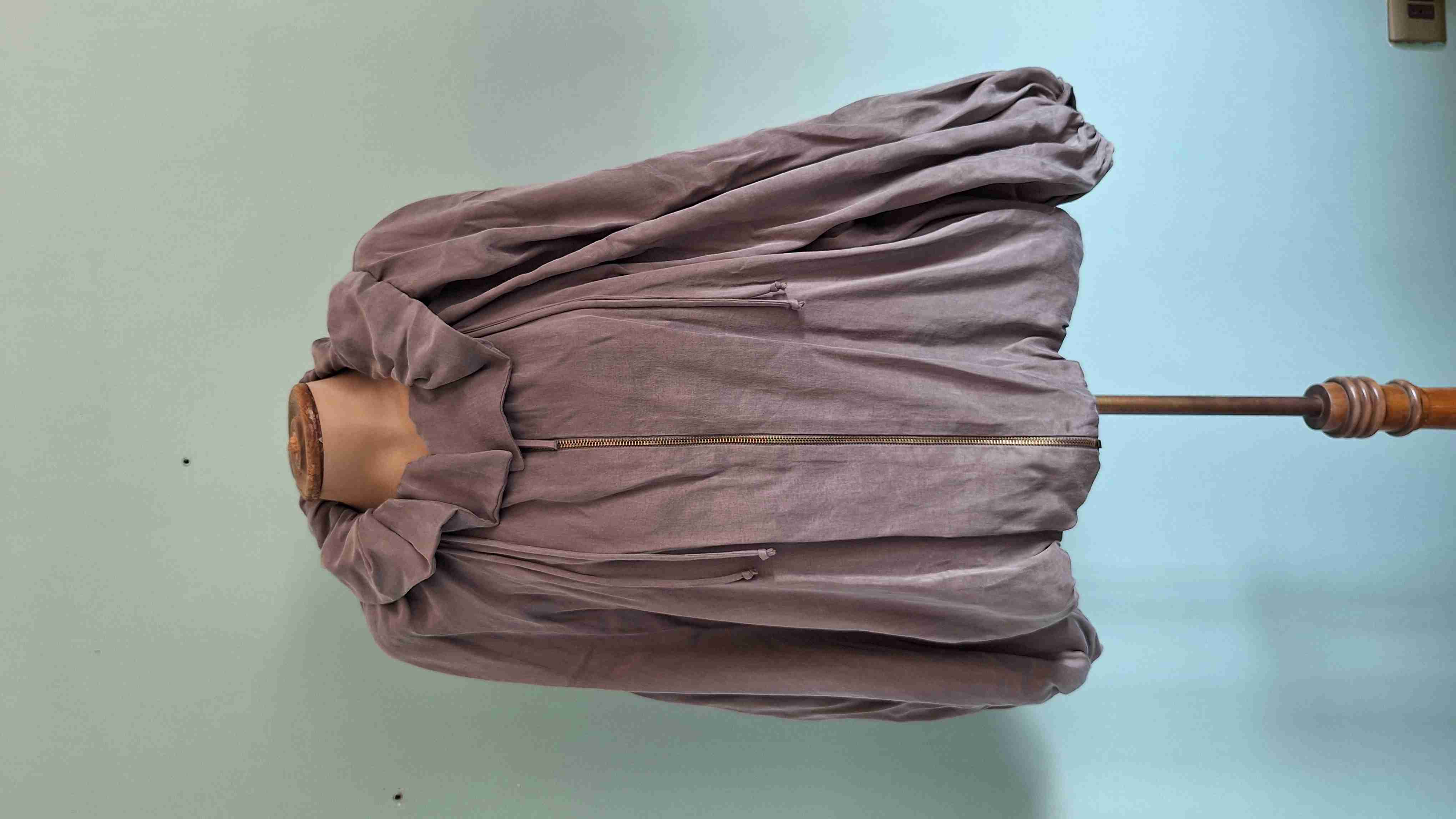 Chaqueta gris amplia con cierre - miniatura 1