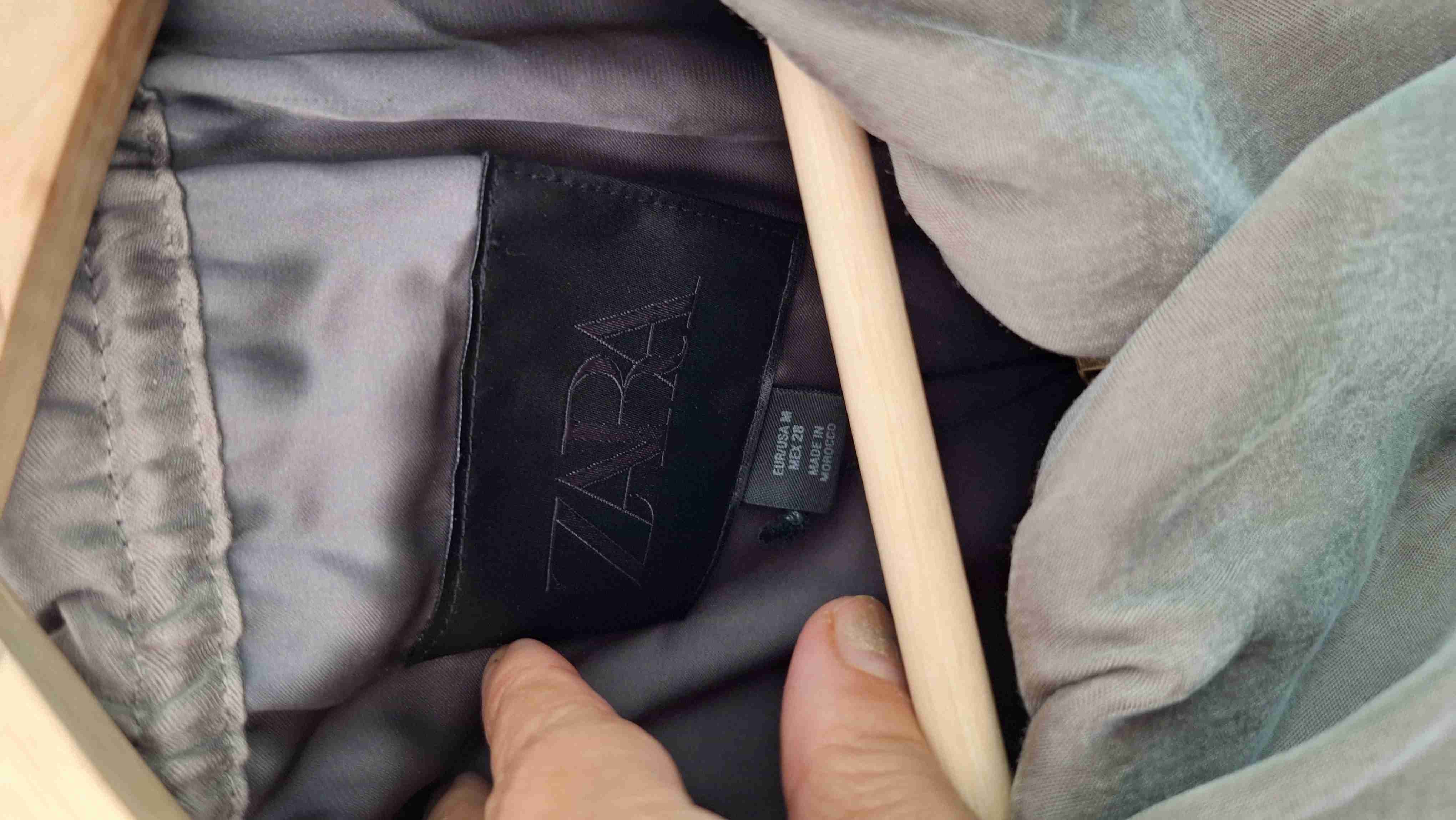 Chaqueta gris amplia con cierre - miniatura 4