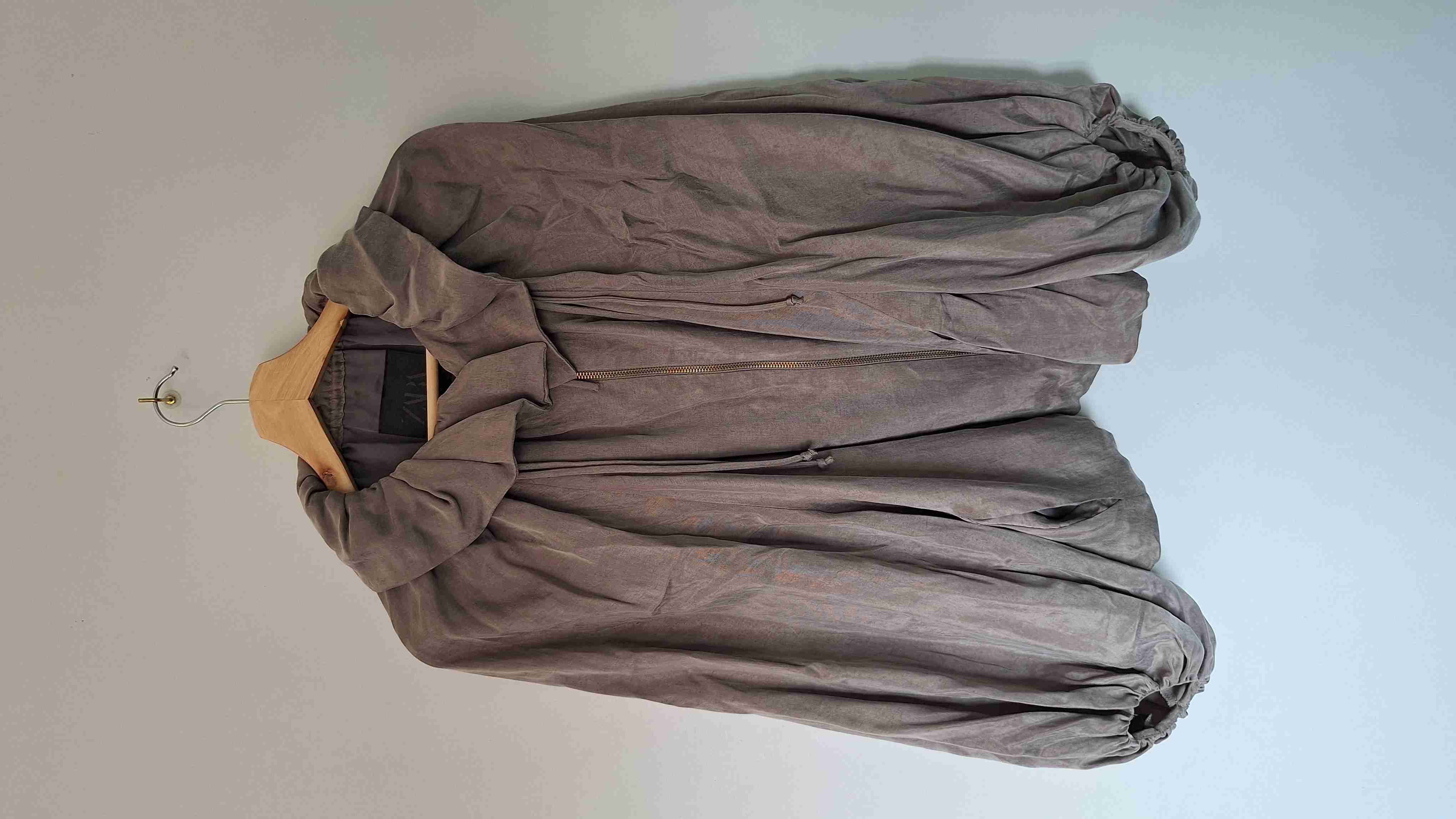 Chaqueta gris amplia con cierre - miniatura 6