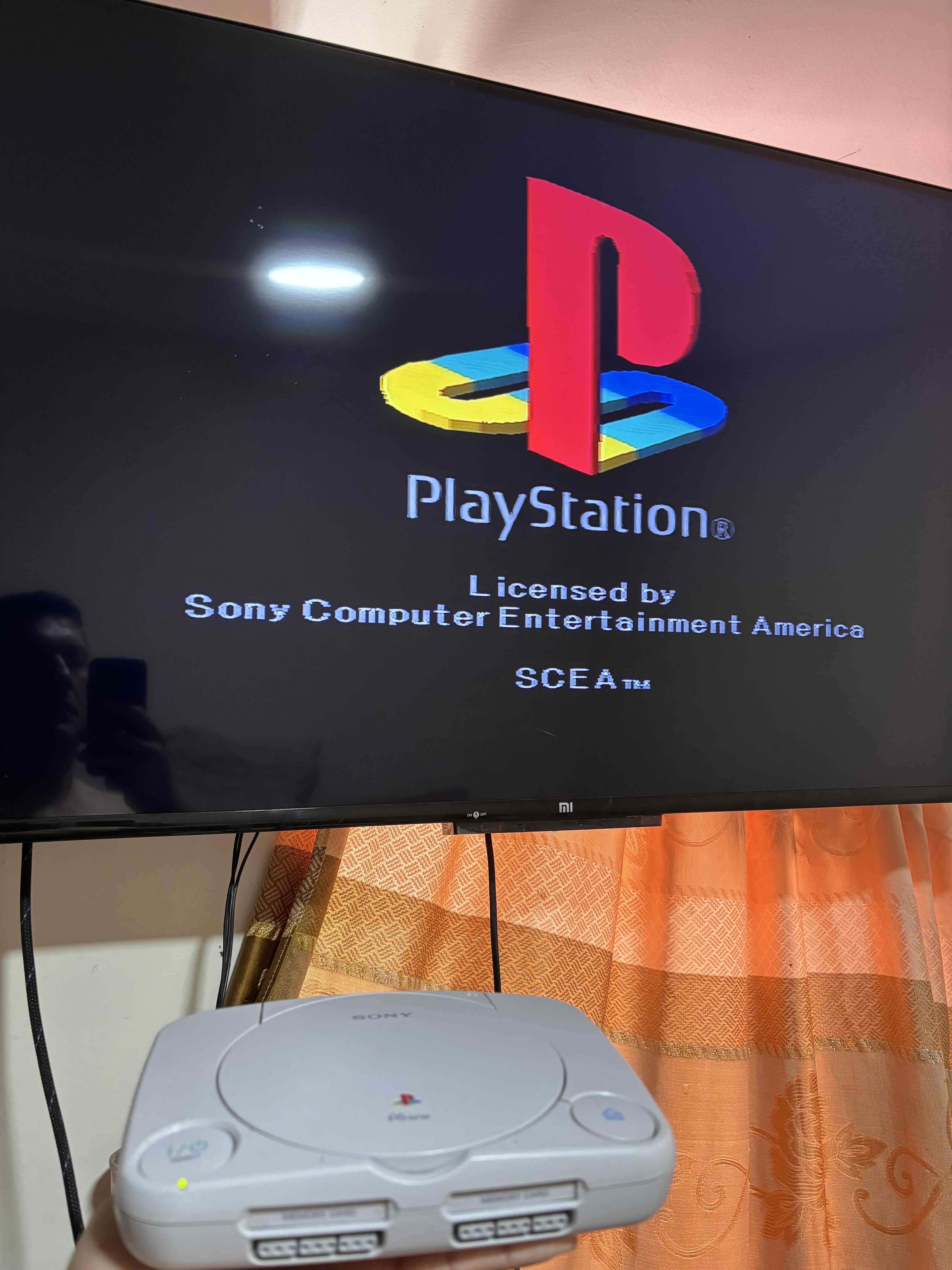 Combo de consolas PlayStation y accesorios - miniatura 3