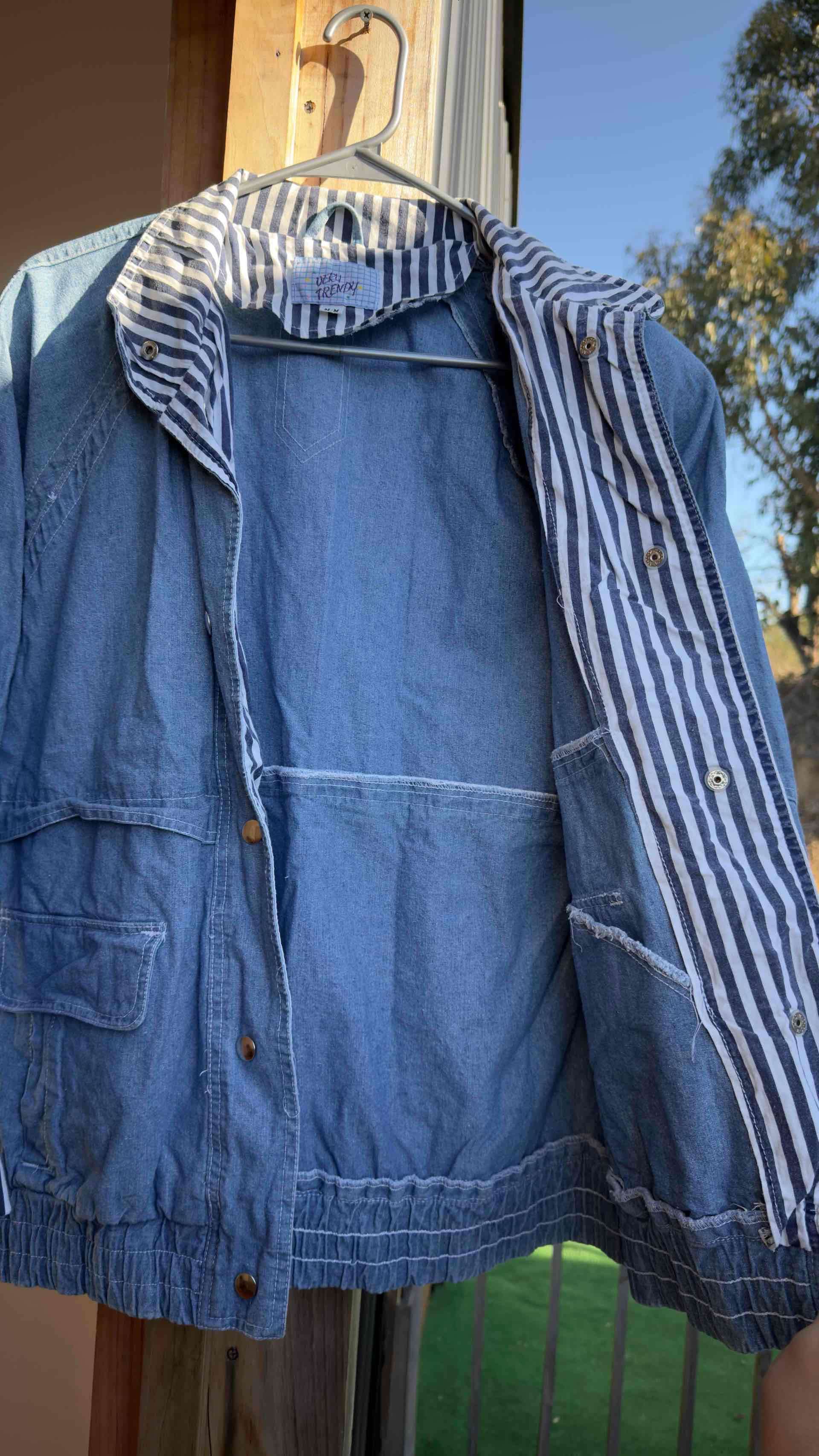 Chaqueta bomber de mezclilla azul - 4