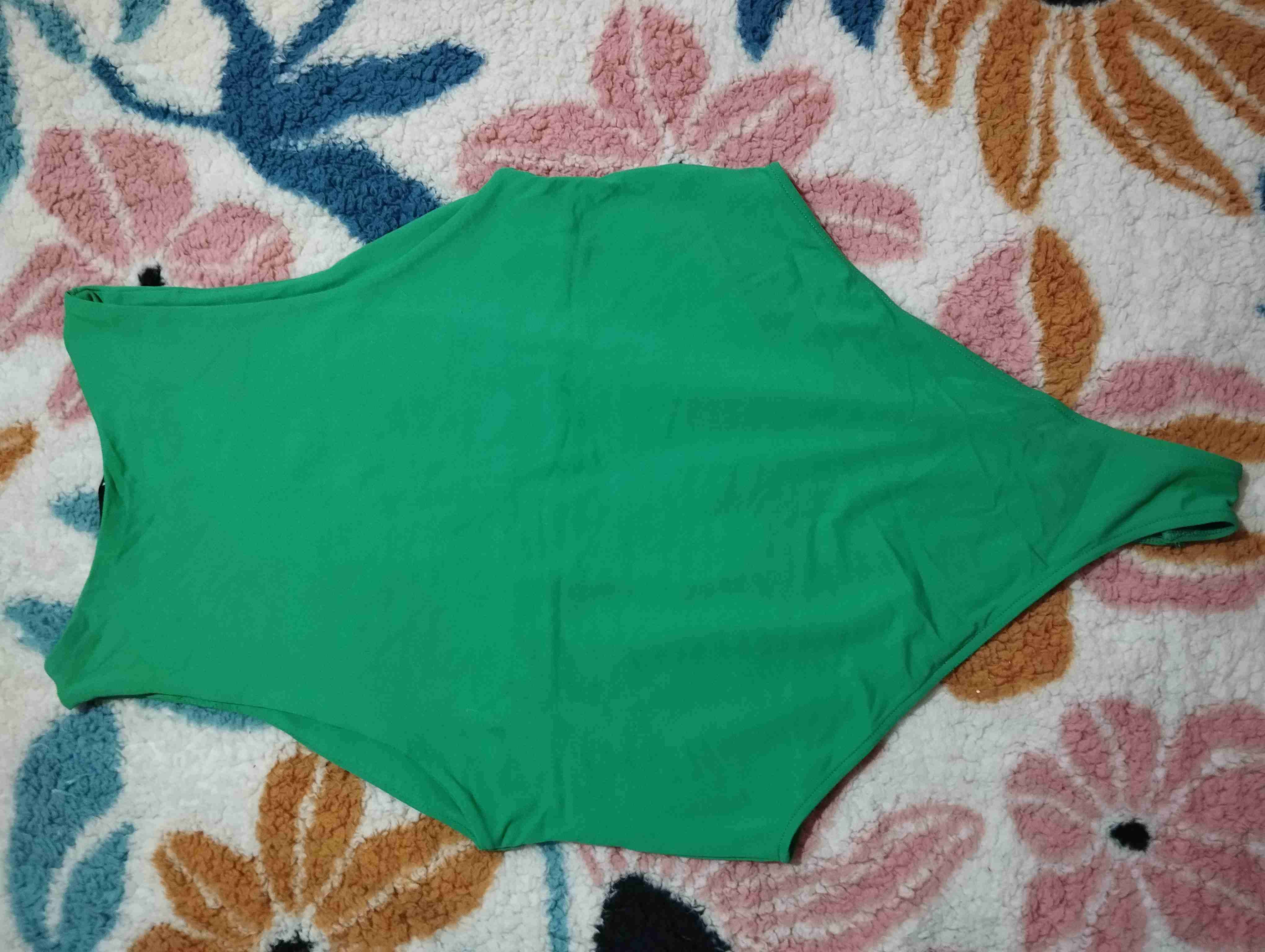 Body verde sin mangas - miniatura 2