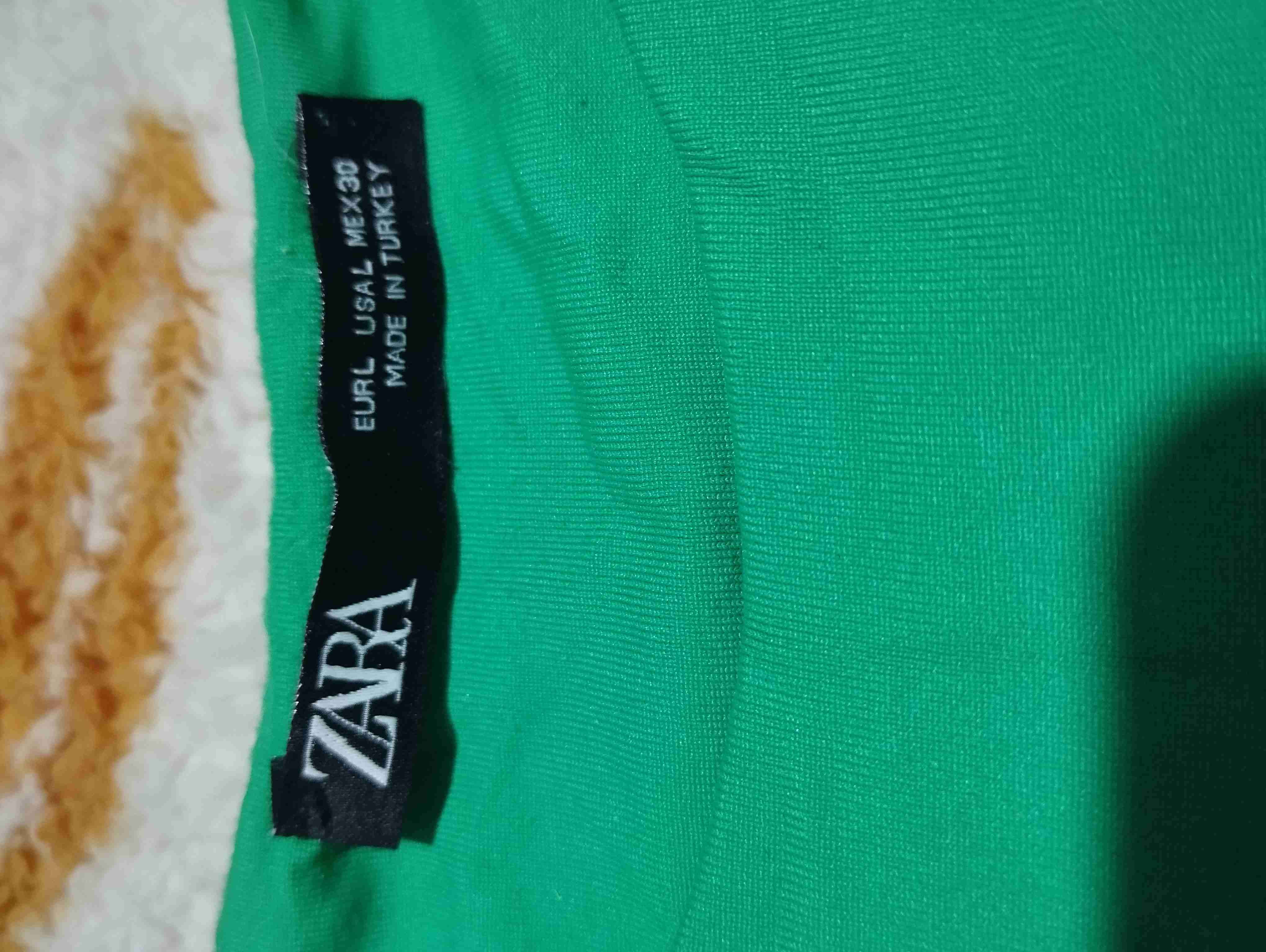 Body verde sin mangas - miniatura 4