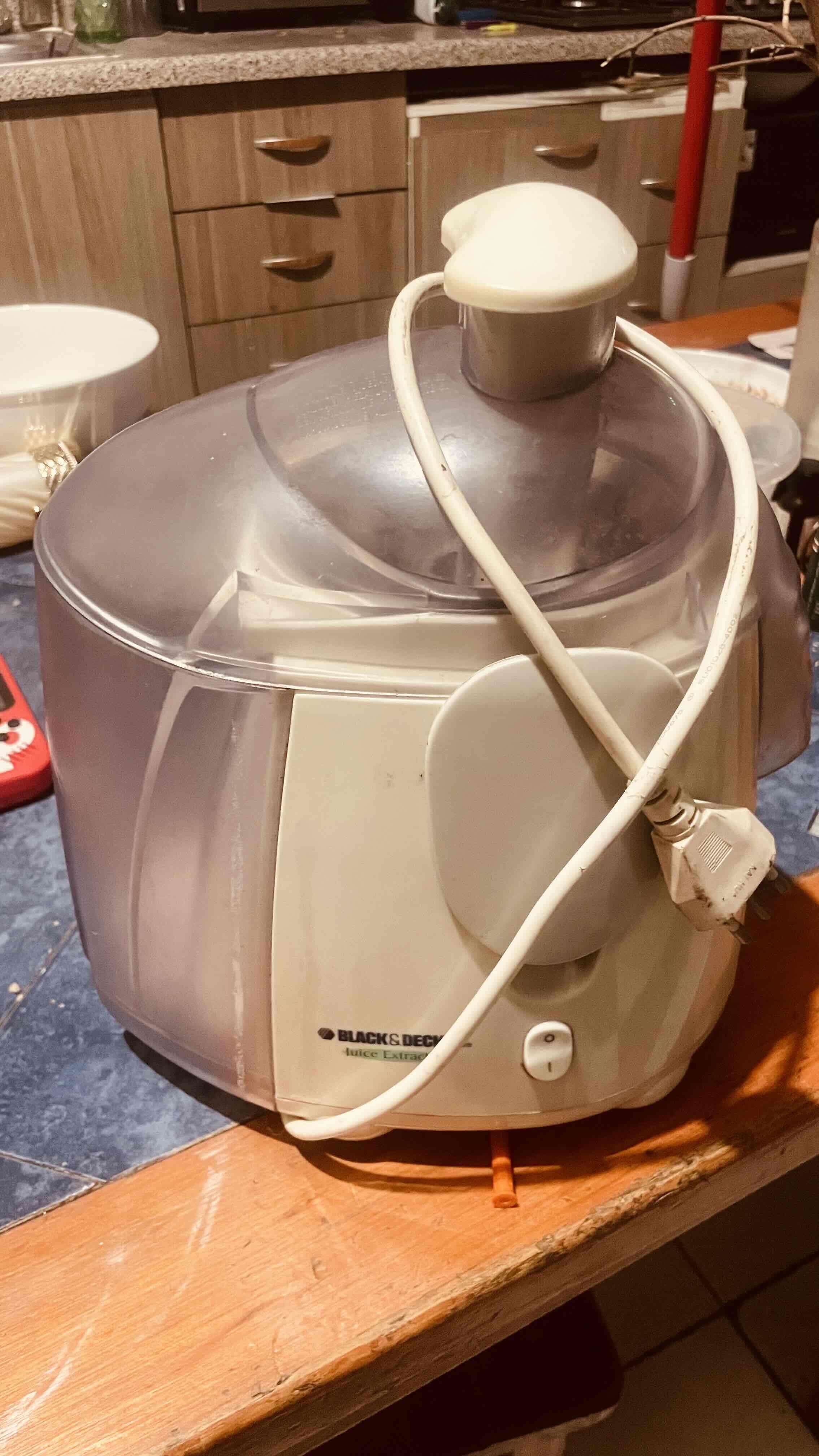 Extractor de jugos Black & Decker