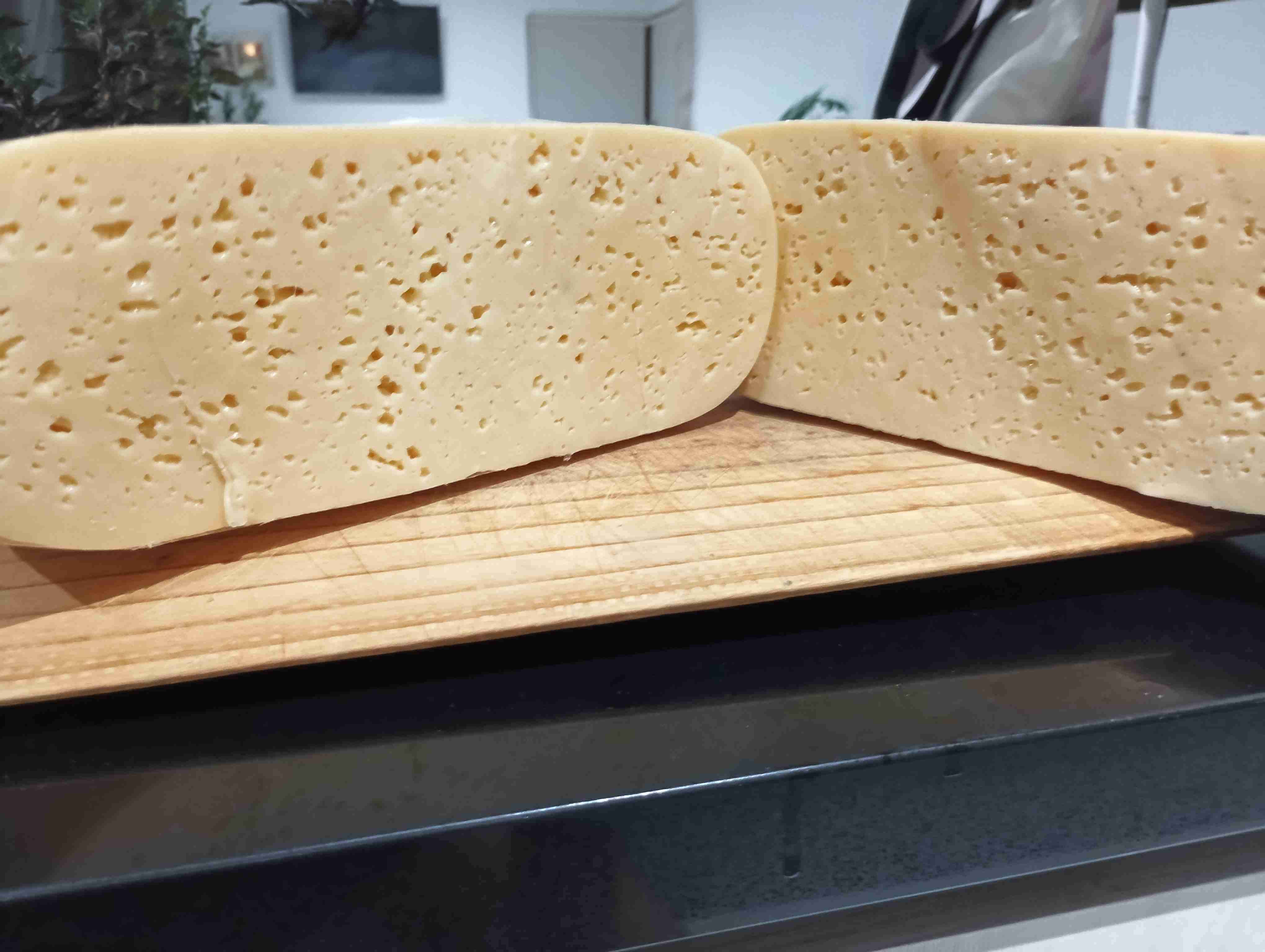 Queso artesanal mantecoso