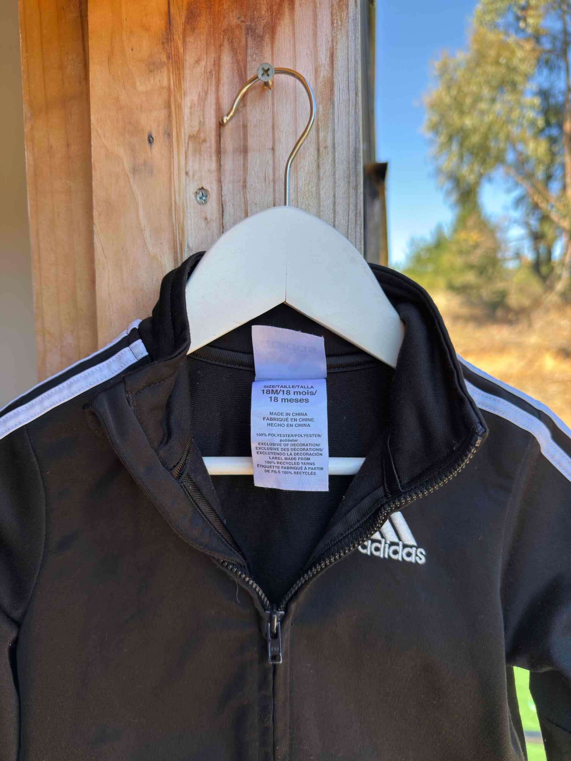 Poleron deportivo negro Adidas unisex - miniatura 4