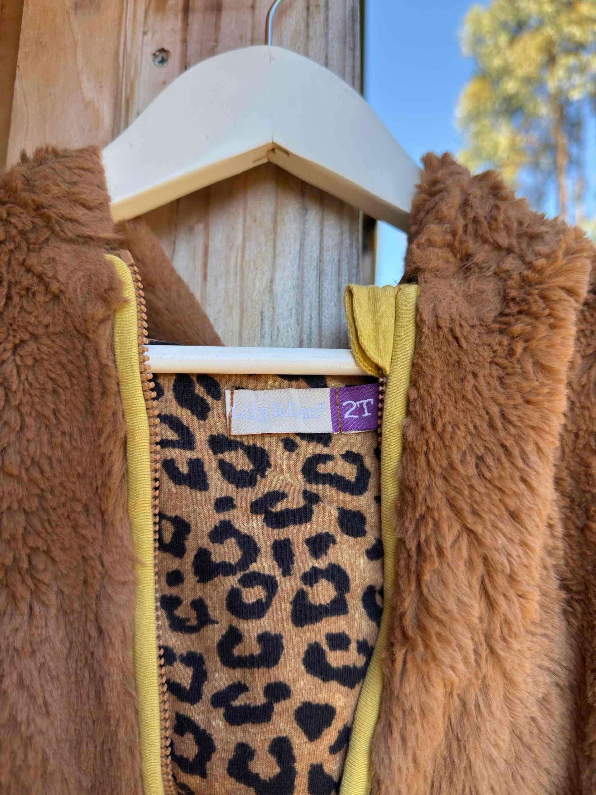 Peludo sin mangas  café niña - miniatura 2