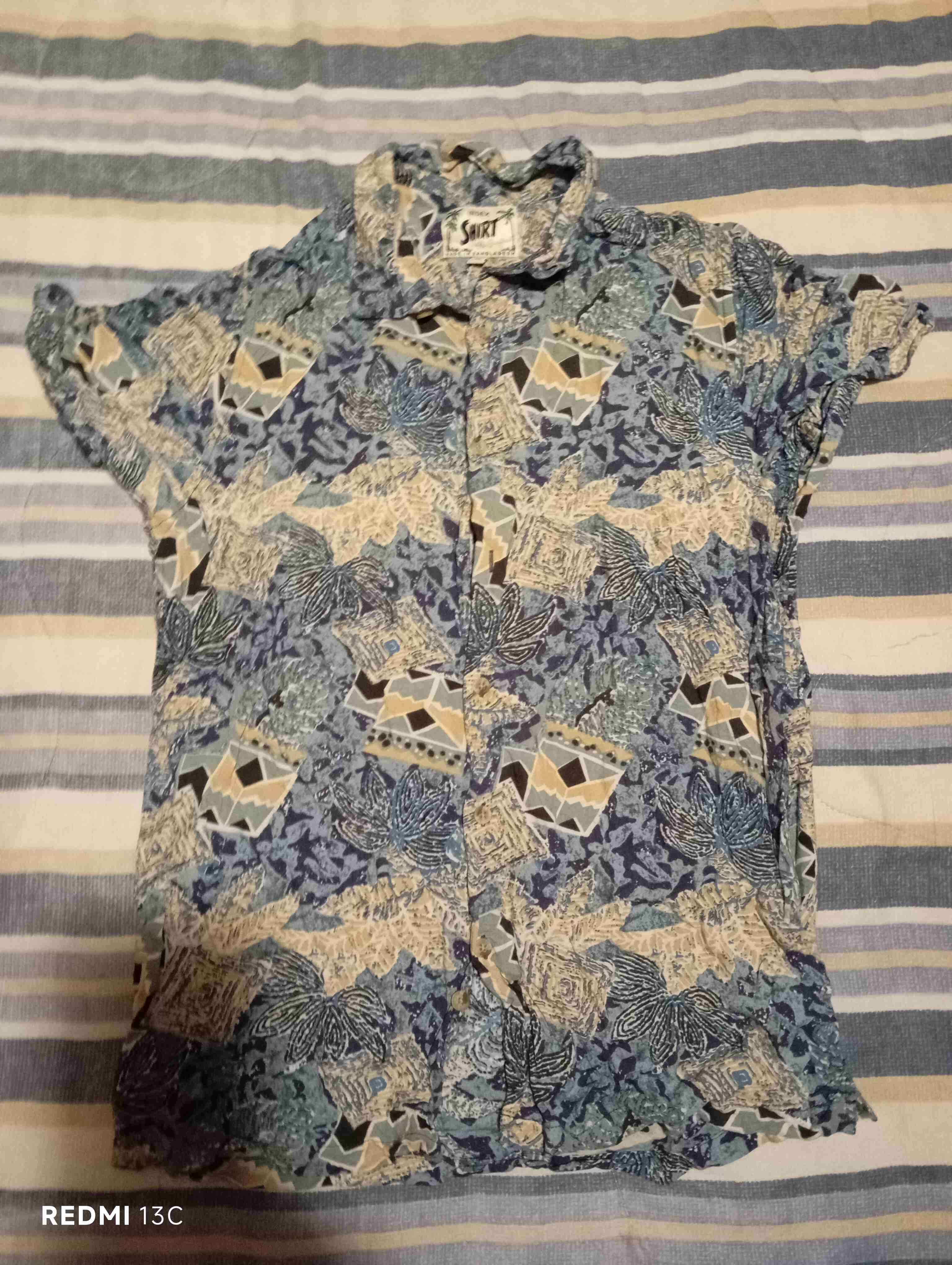 Camisa hawaiana estampada - miniatura 2