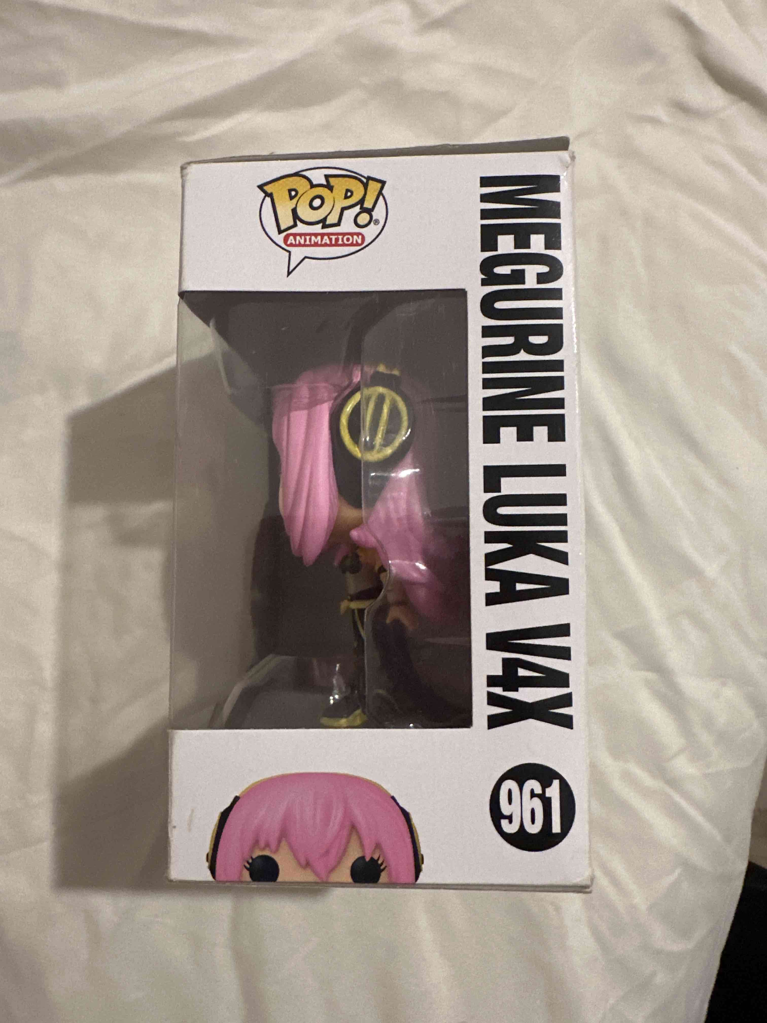 Funko Pop Megurine Luka V4X - miniatura 2