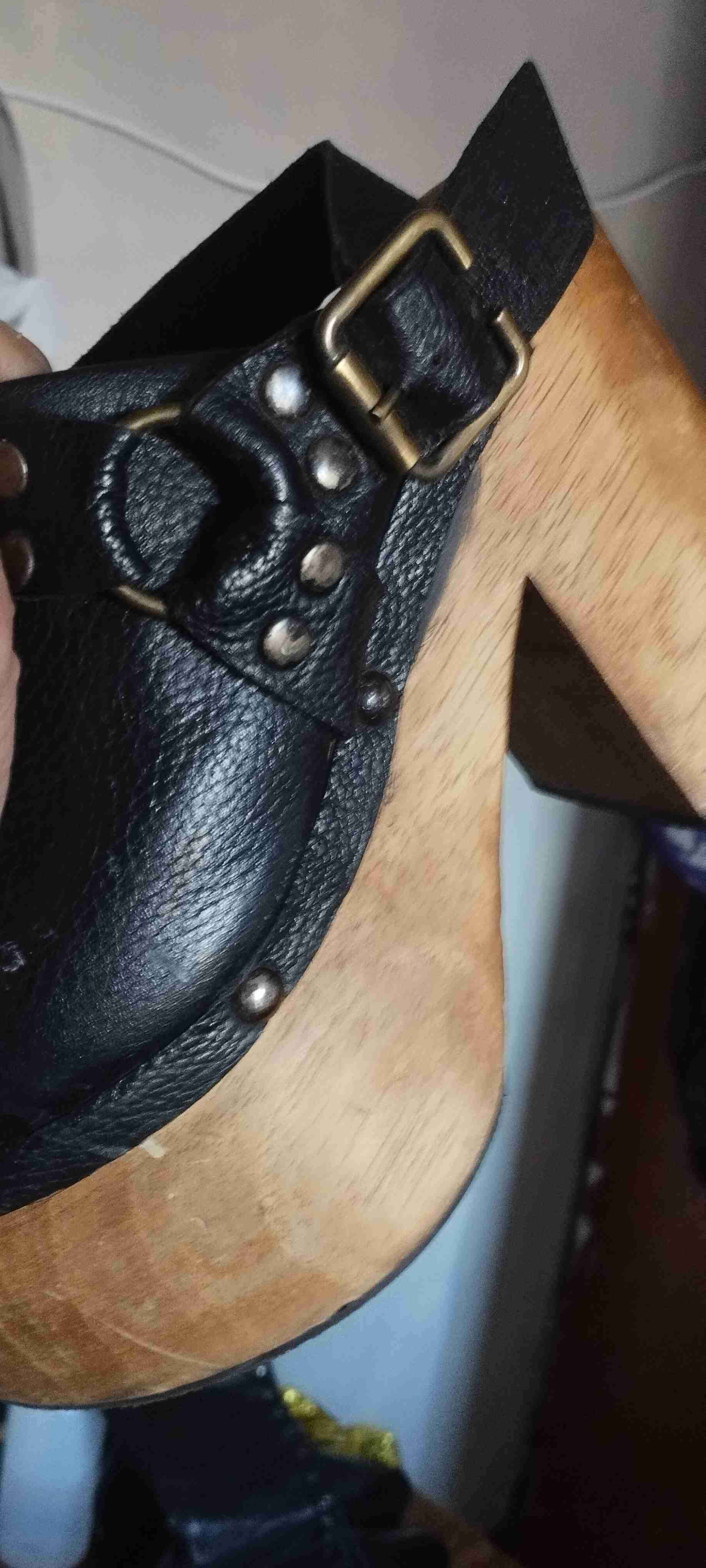 Zapatos de charol negros - miniatura 2