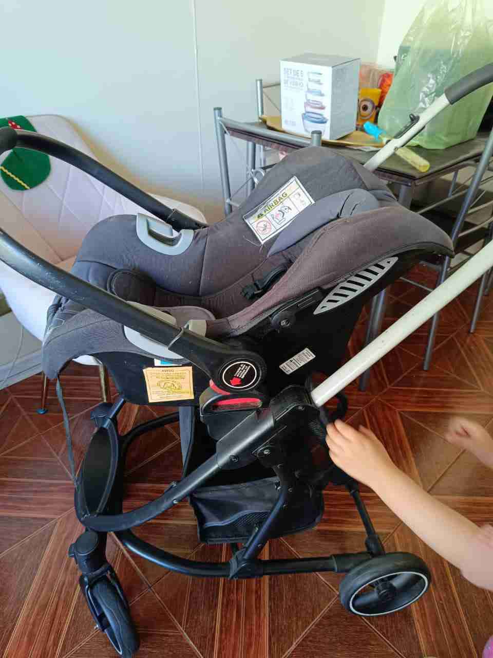 Coche de paseo gris oscuro - miniatura 2