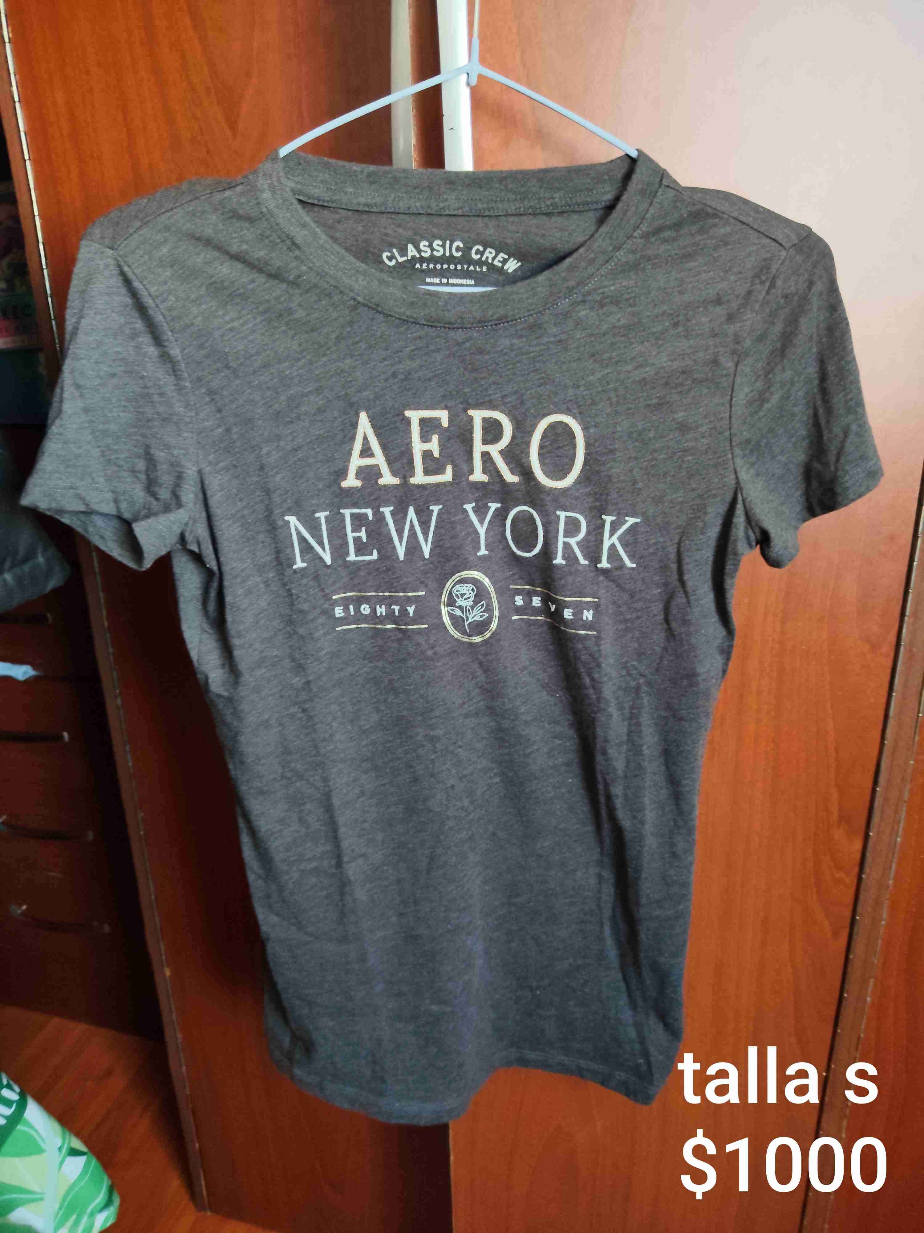 Polera Aeropostale gris talla S - miniatura 2