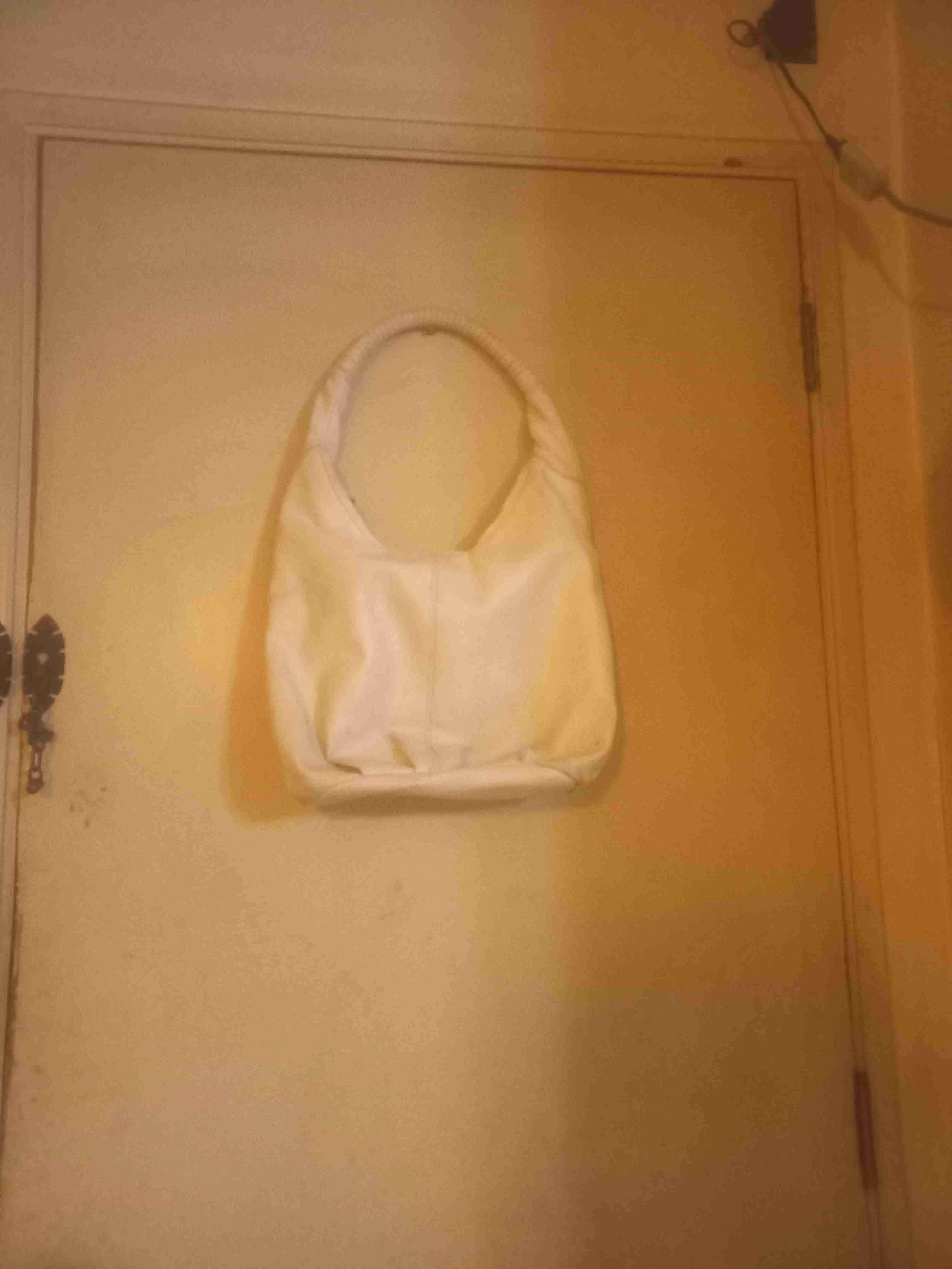 Bolso blanco de cuero - miniatura 2