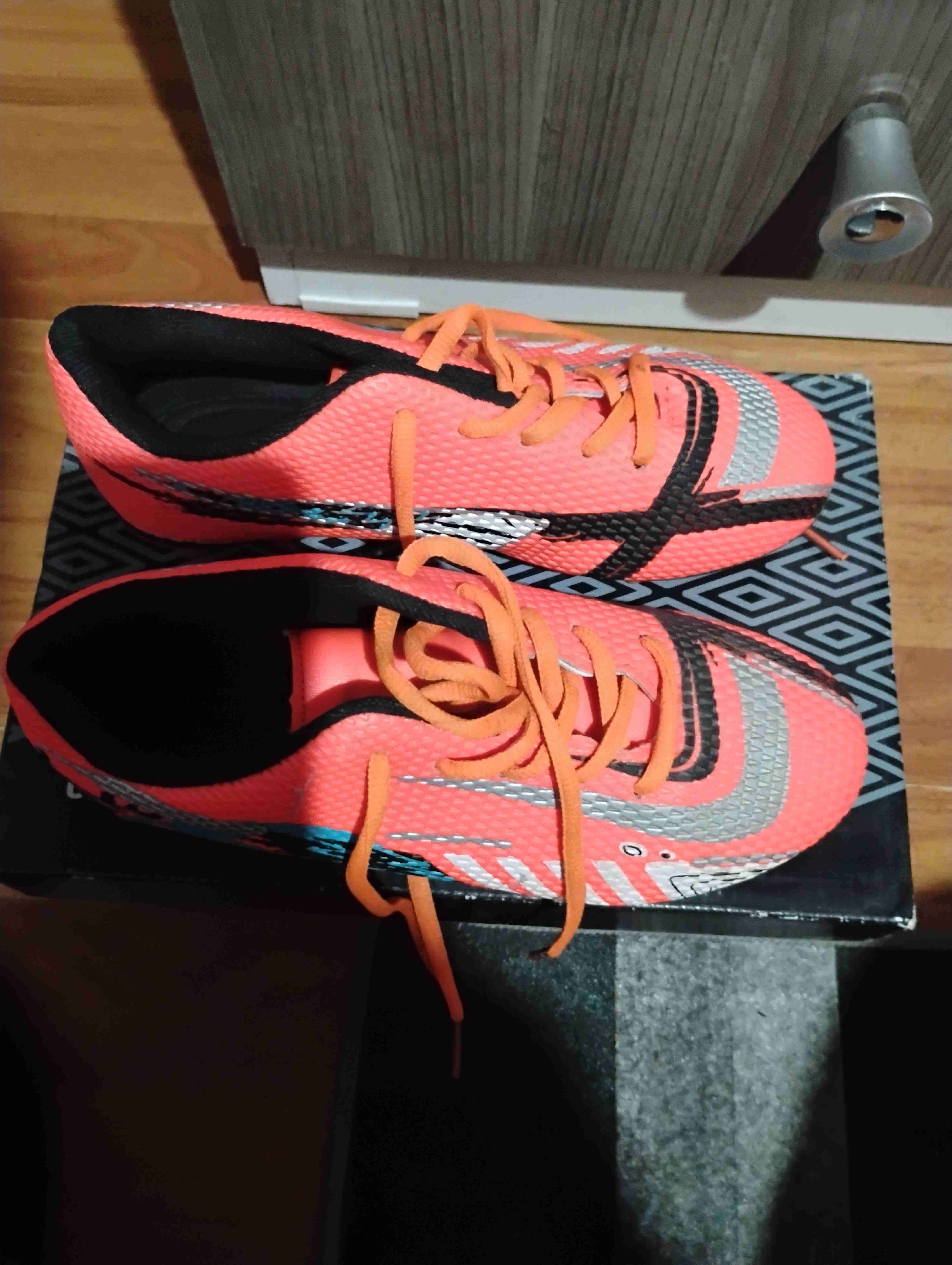 Zapatillas de futbol con toperoles  naranja - miniatura 3