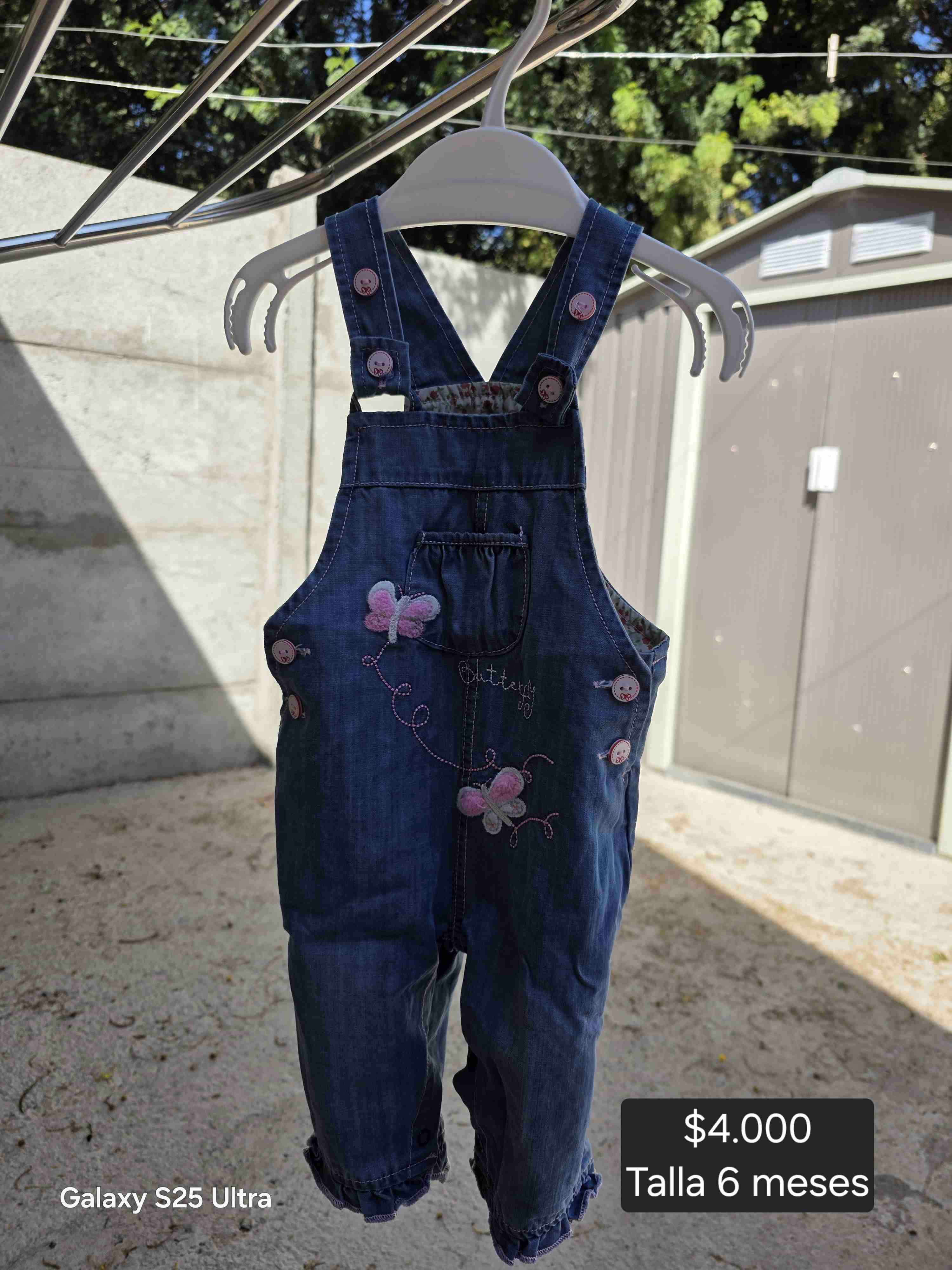 Overol de mezclilla para bebé