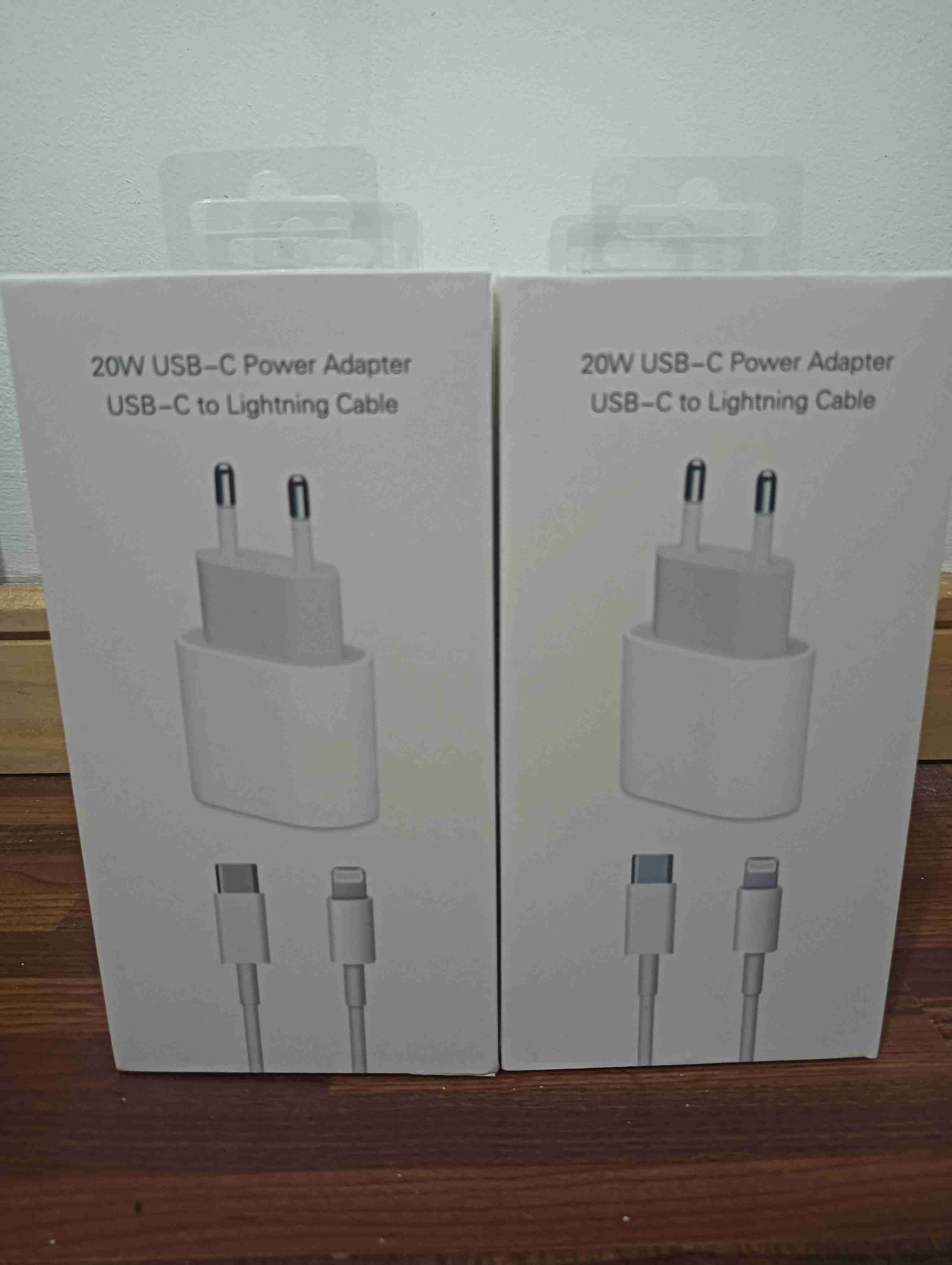 Adaptador de corriente USB-C 20W - 1