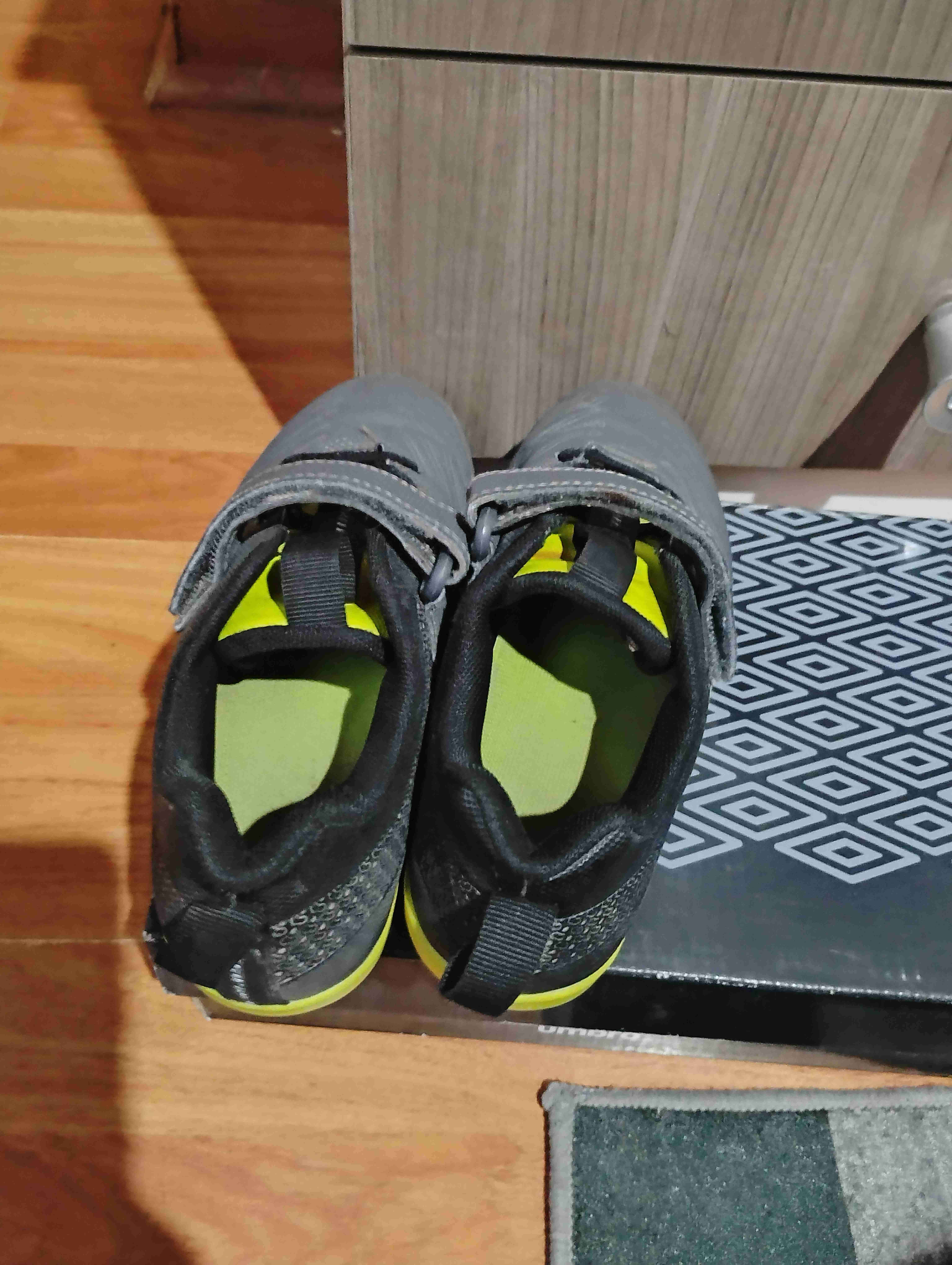 Zapatullas de futbol gris talla 33 colloky - miniatura 5