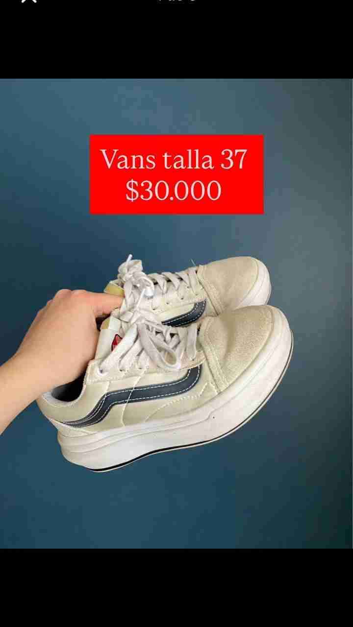 Sandalias rosadas con tachas - 2