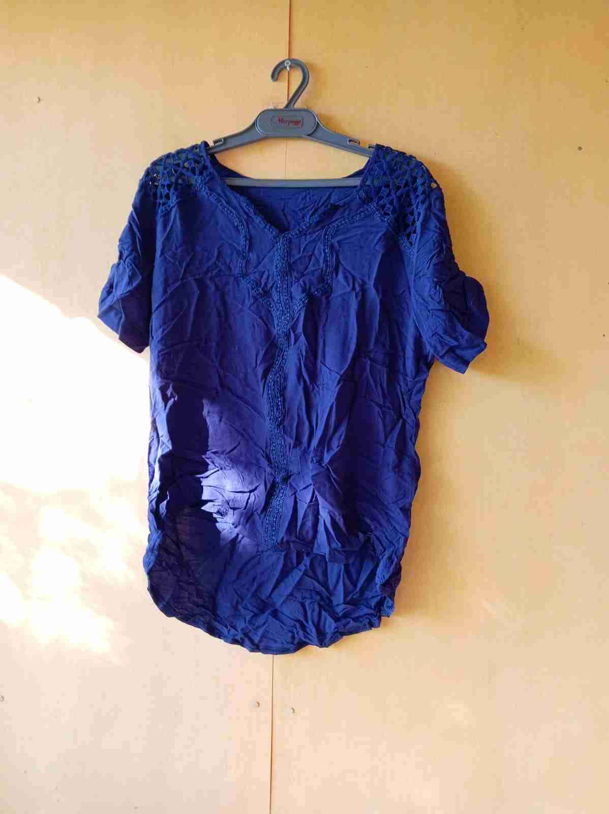 Chaleco negro de botones - miniatura 4