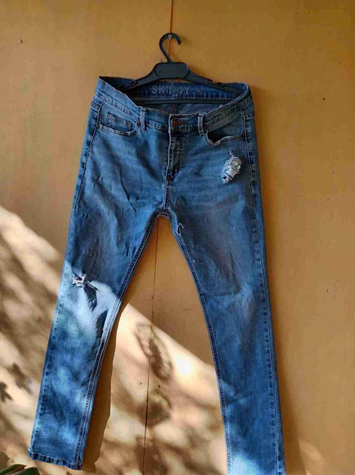 Chaleco negro de botones - miniatura 5