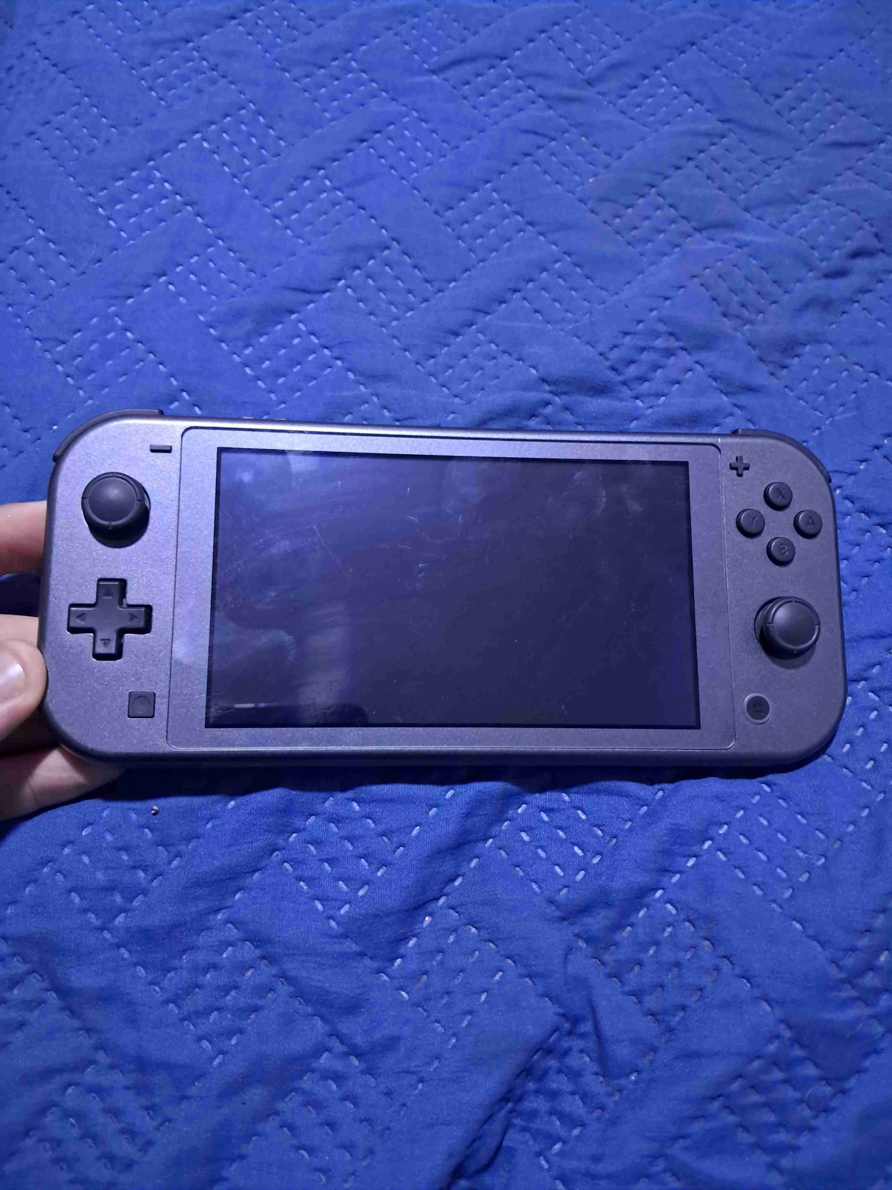 Nintendo Switch Lite edición Pokémon - miniatura 2