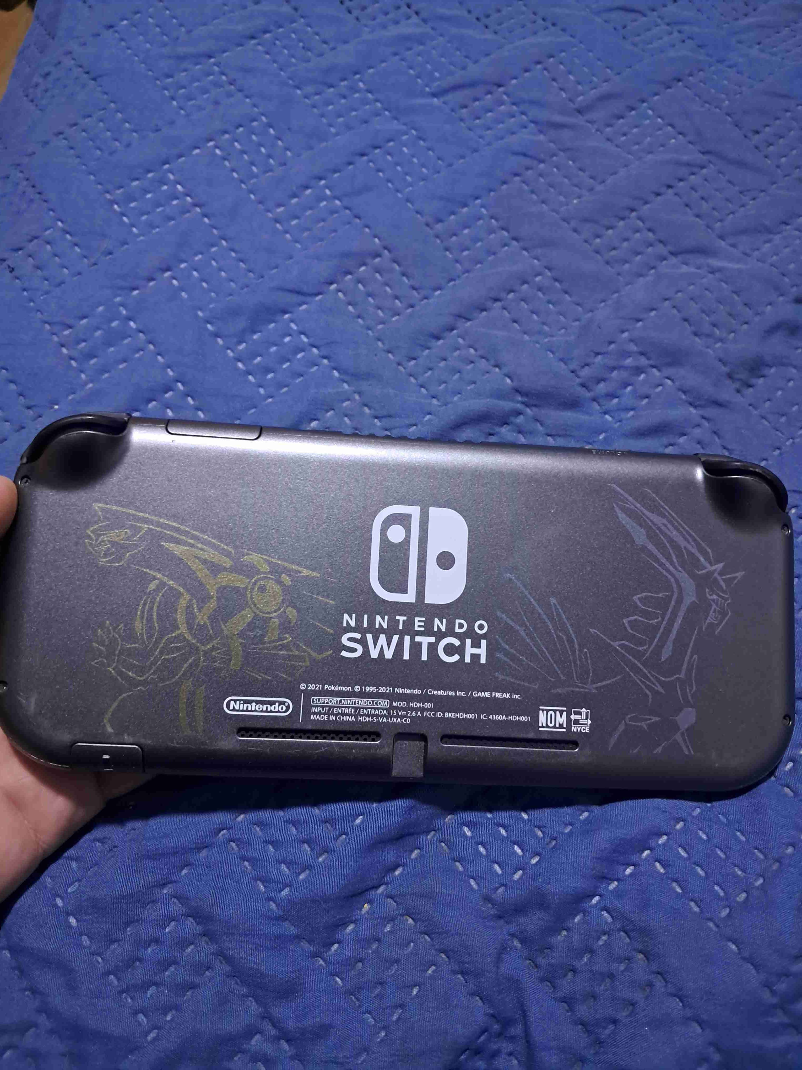 Nintendo Switch Lite edición Pokémon - miniatura 3