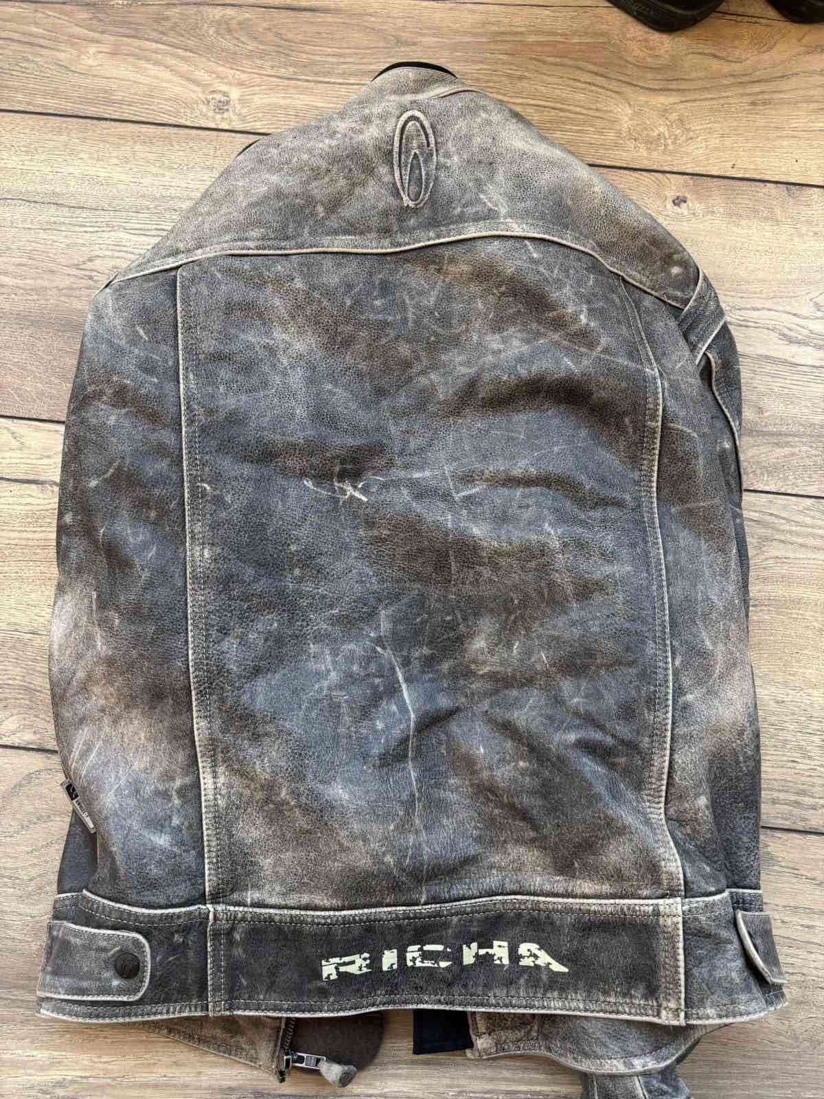 Chaqueta RICHA Normandía  de cuero moto desgastada - miniatura 3