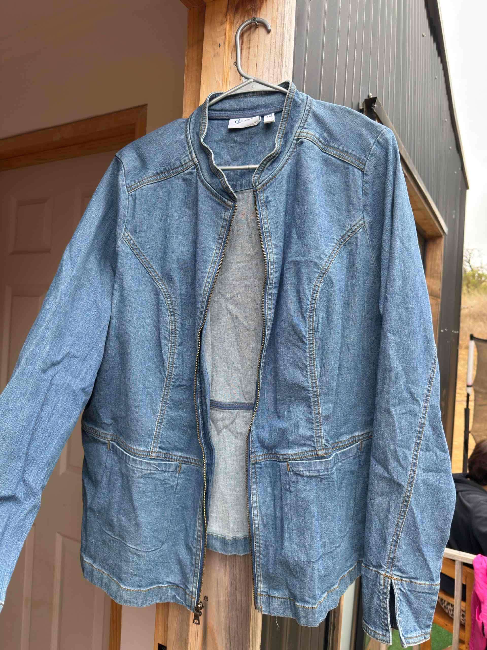 Chaqueta de mezclilla azul mujer - miniatura 1