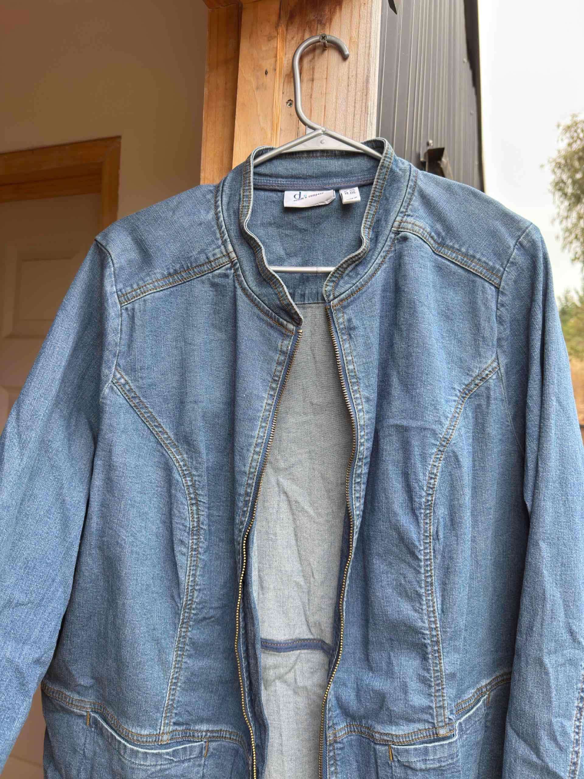 Chaqueta de mezclilla azul mujer - miniatura 3