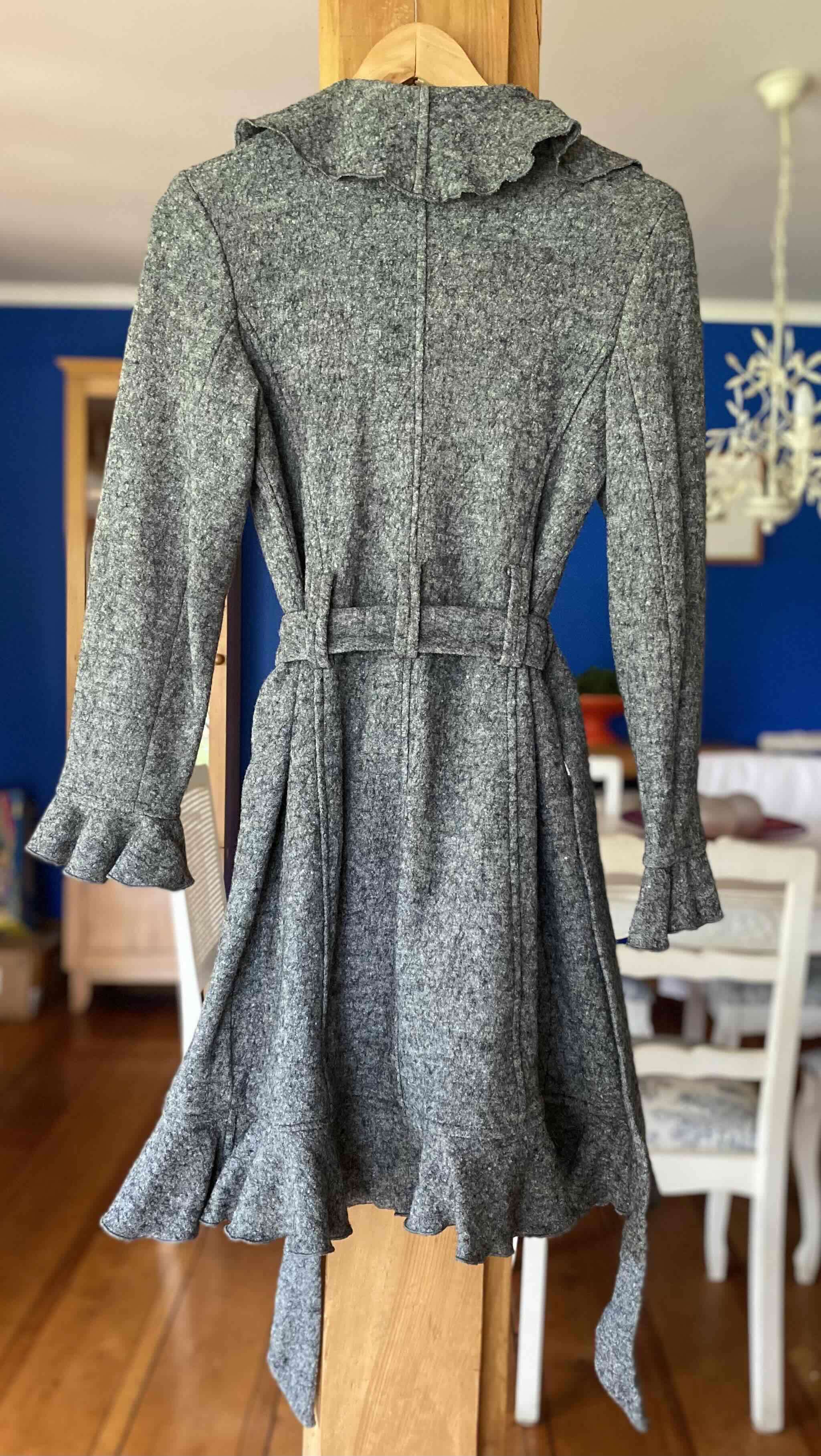 Abrigo Alma Mía Atelier color gris - miniatura 2